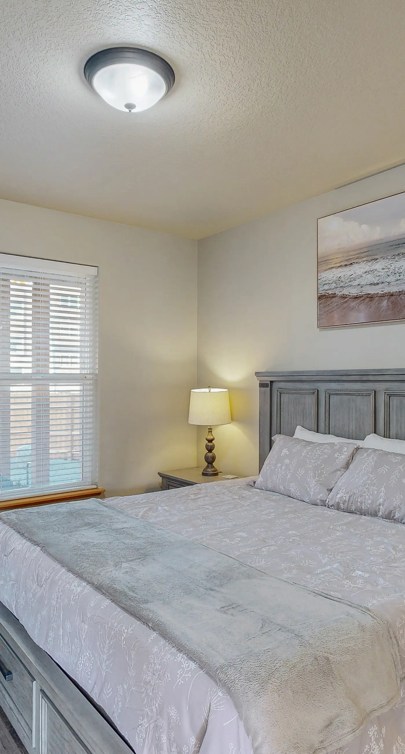Spacious home close to the beach with peekaboo ocean views fireplaces hot tub