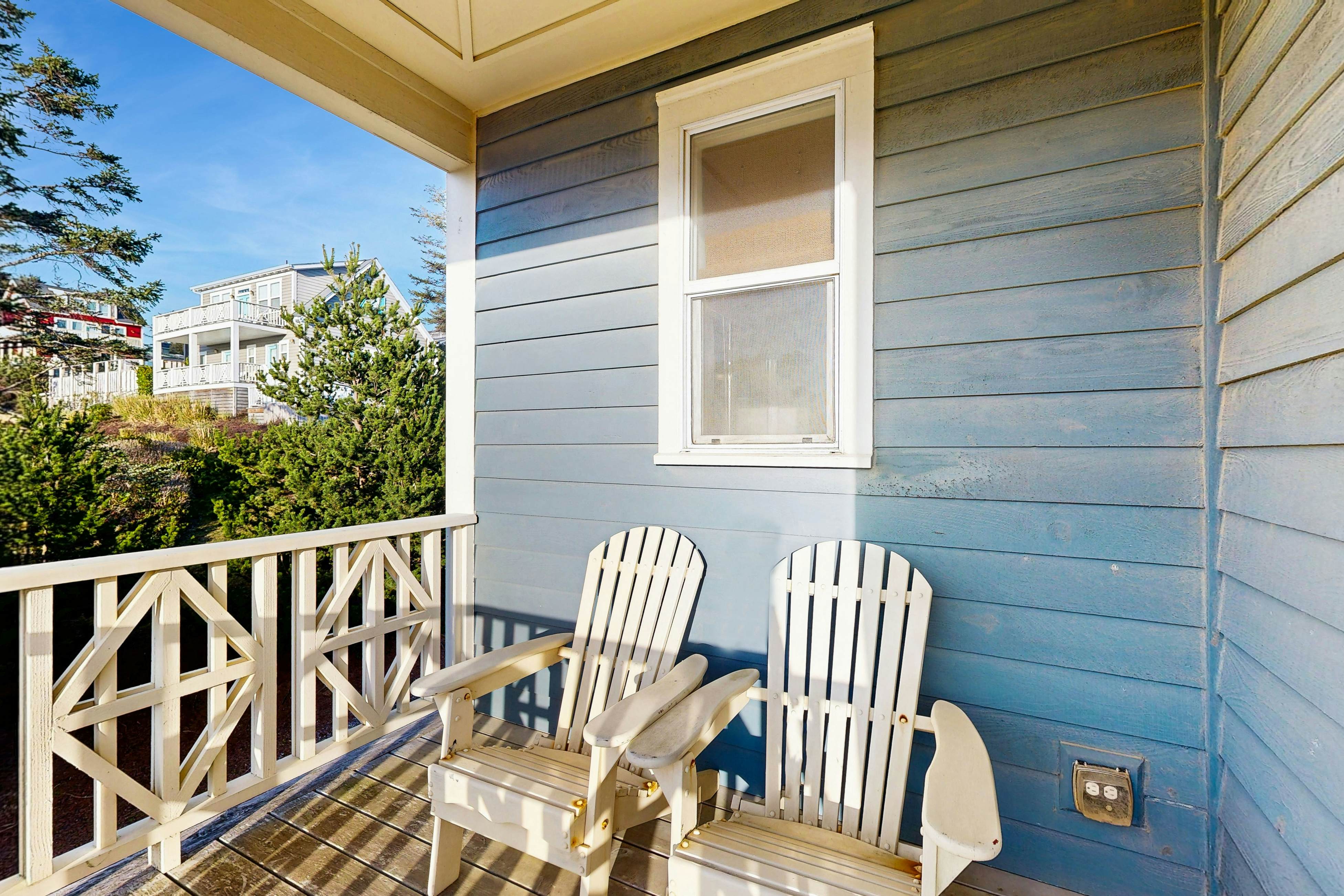 Charming, two-story home with a private hot tub, large patio, & washer/dryer