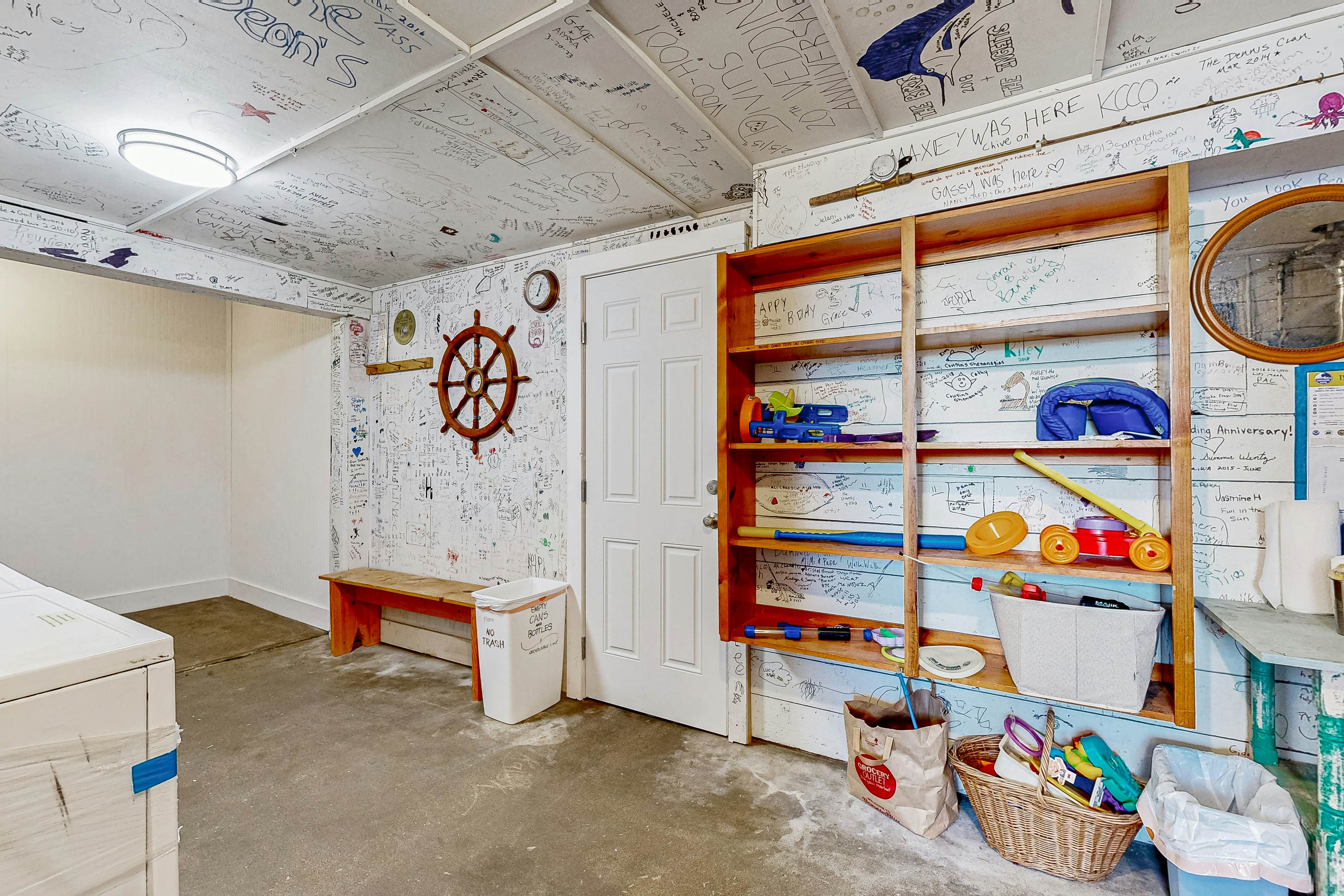 Beachfront ocean-view duplex with private beach, hot tub, grill, outdoor shower