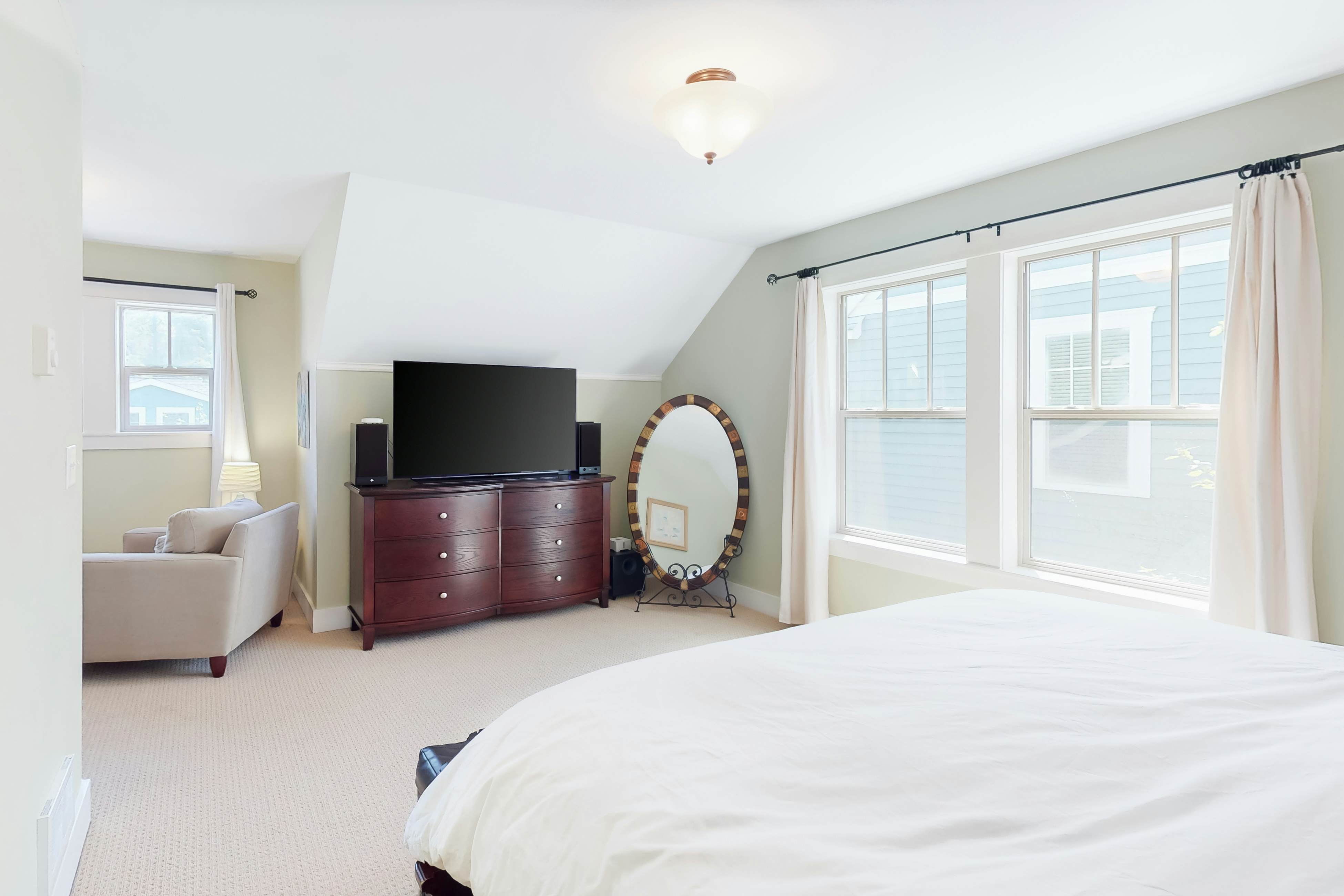 Dog-Friendly Home w/ Private Hot Tub, Free WiFi, Decks & Gas Grill