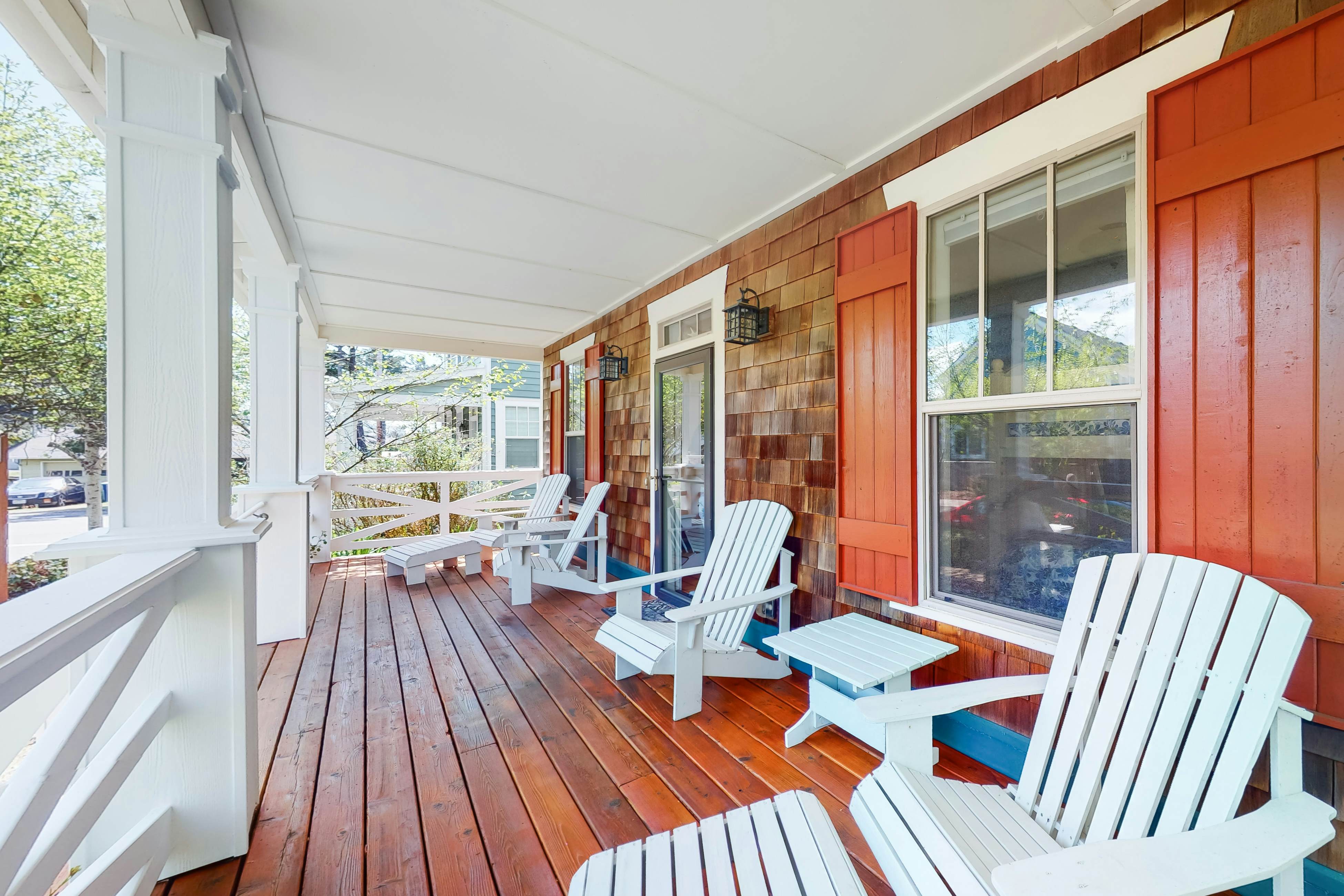 Dog-Friendly Home w/ Private Hot Tub, Free WiFi, Decks & Gas Grill