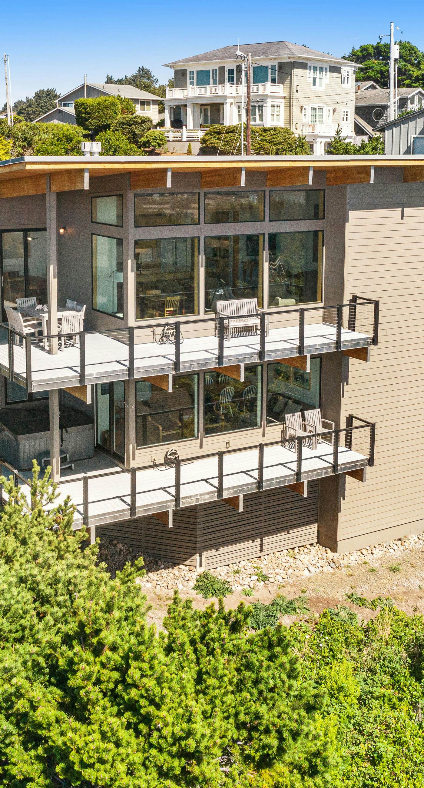 New home with unparalleled ocean views and private hot tub dogs welcome