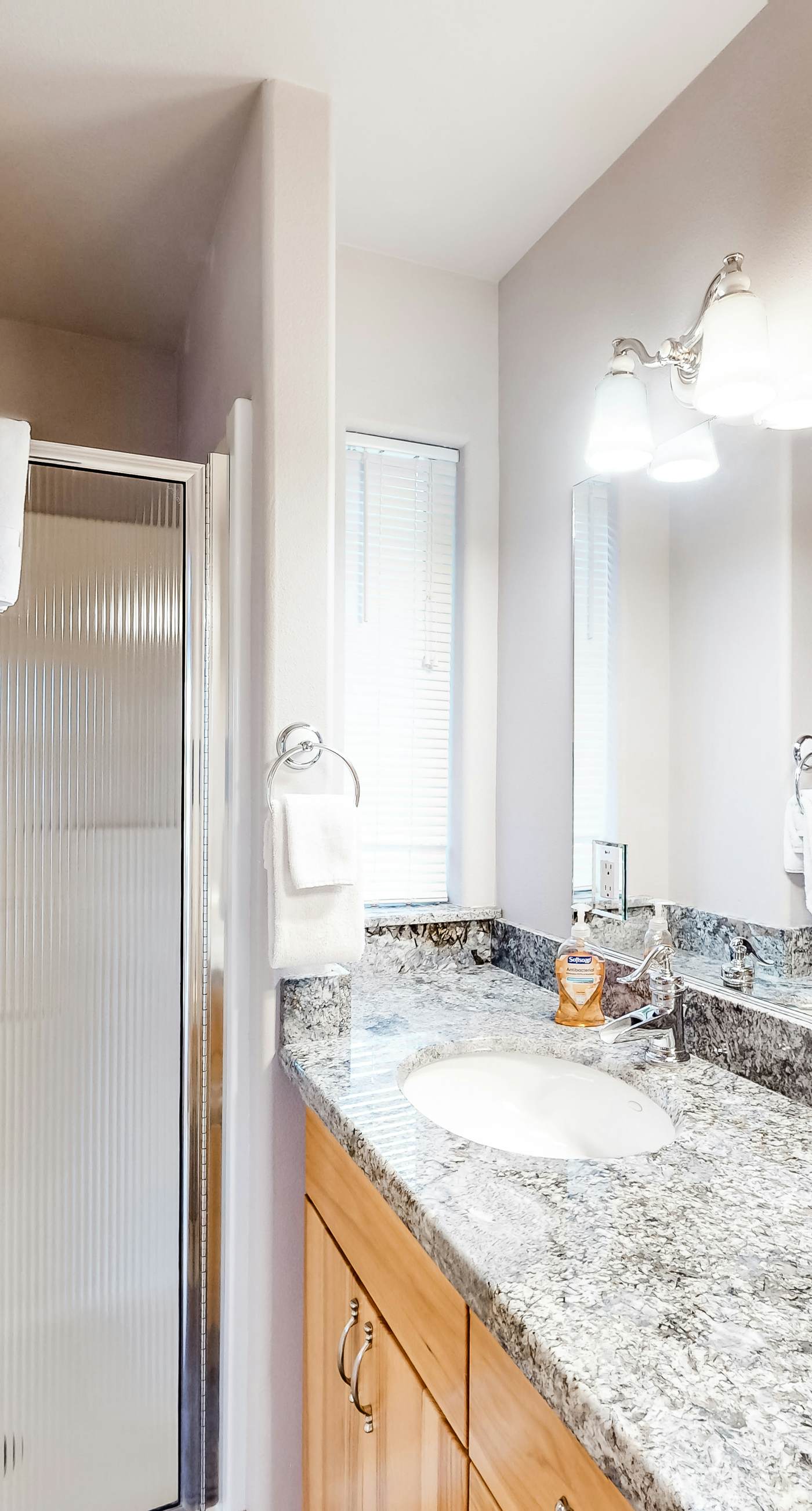 Lakefront Family Friendly Home with a Private Hot Tub Game Room and Dock