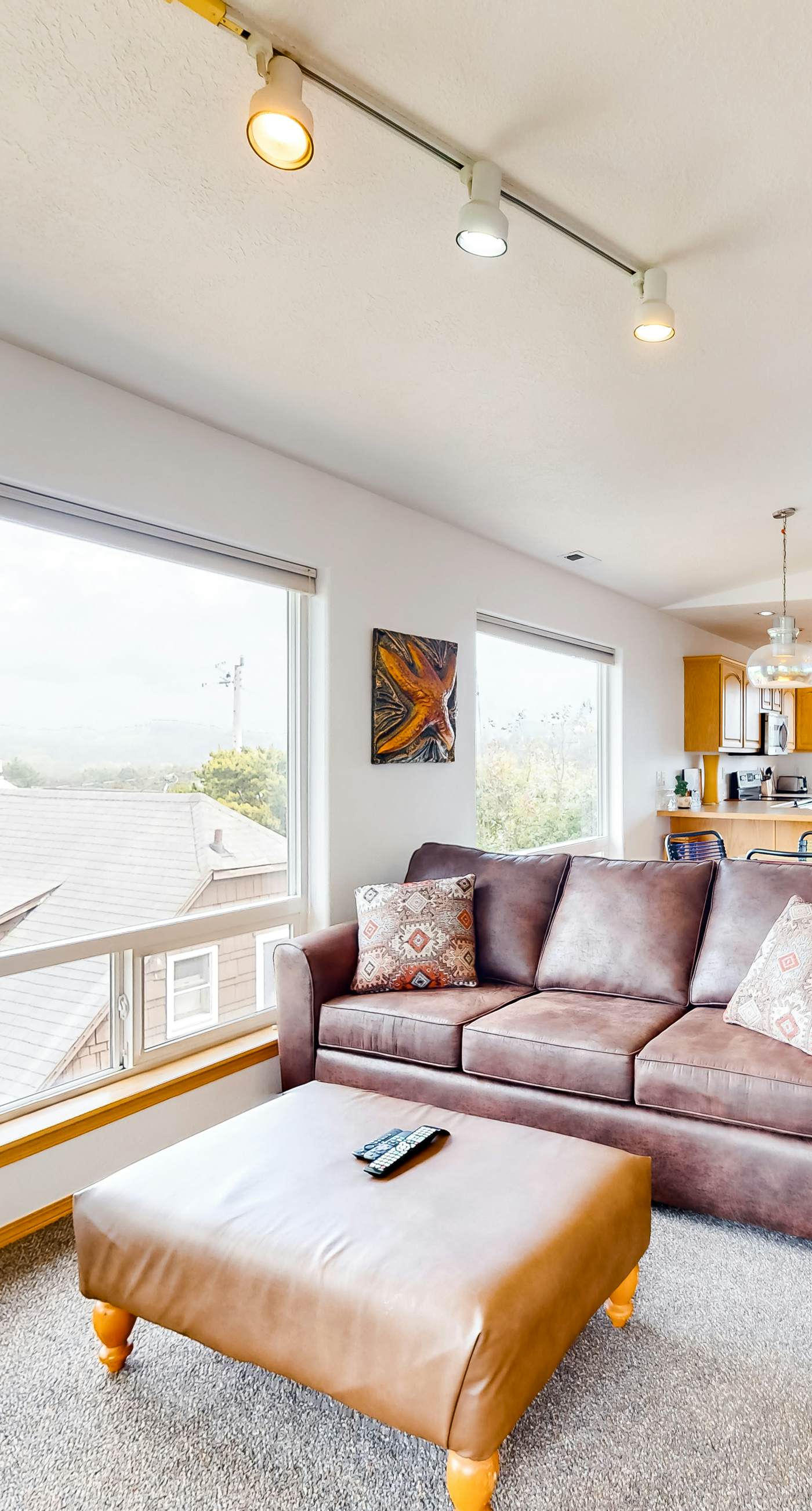 Comfy beach home with ocean views free WiFi private washer dryer and deck