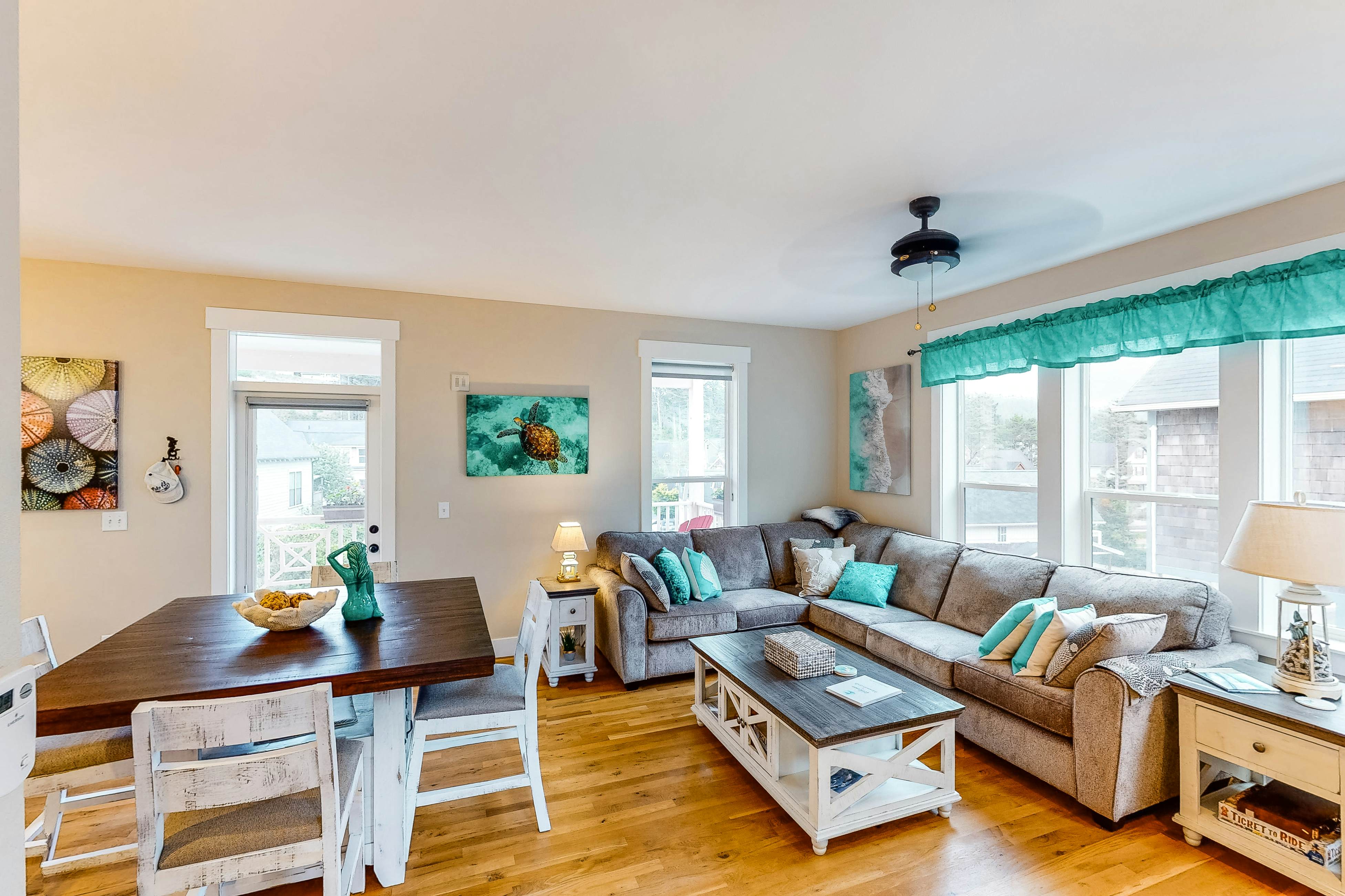 Charming, three-story getaway w/ two cozy living areas - walk to the beach