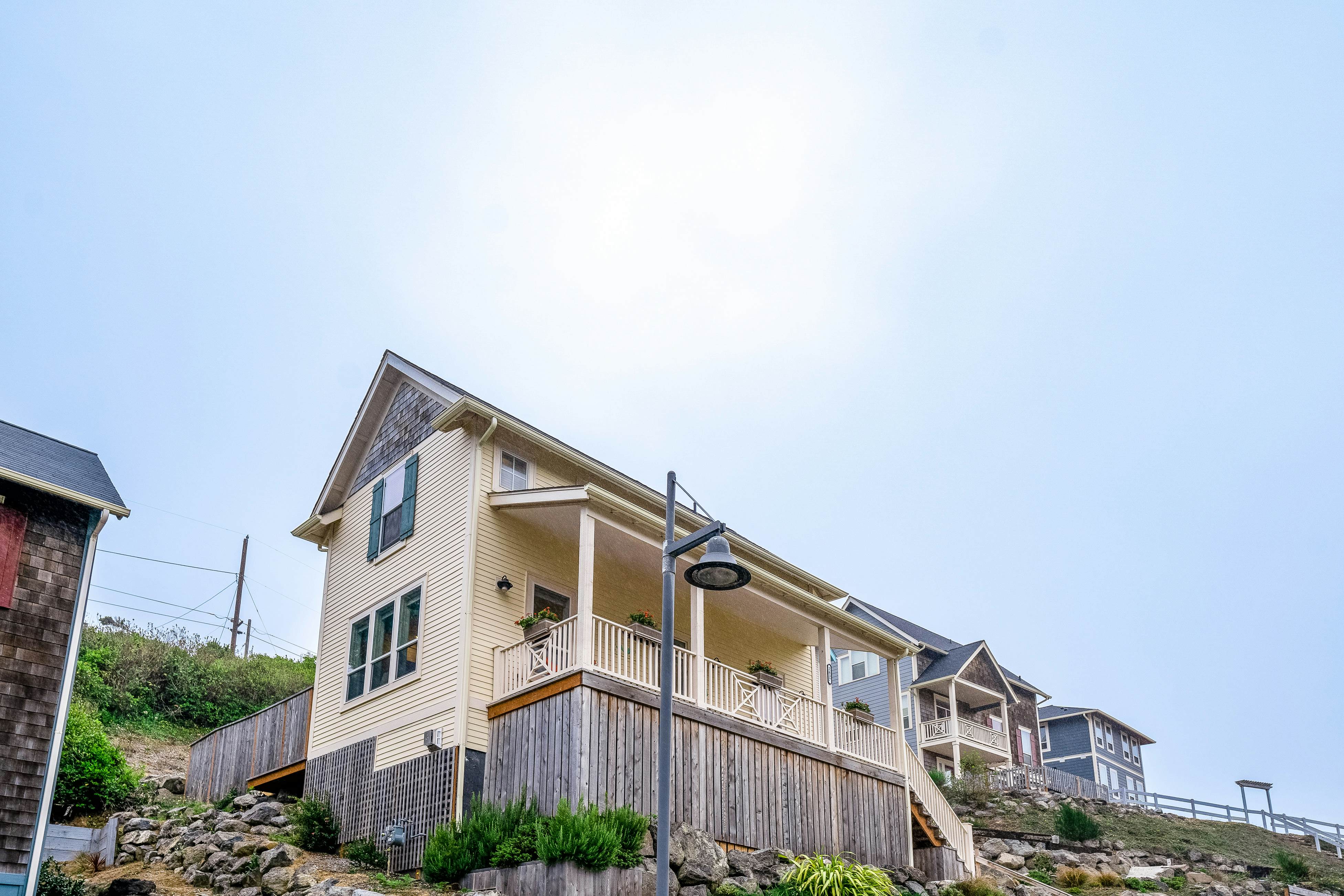 Charming, three-story getaway w/ two cozy living areas - walk to the beach