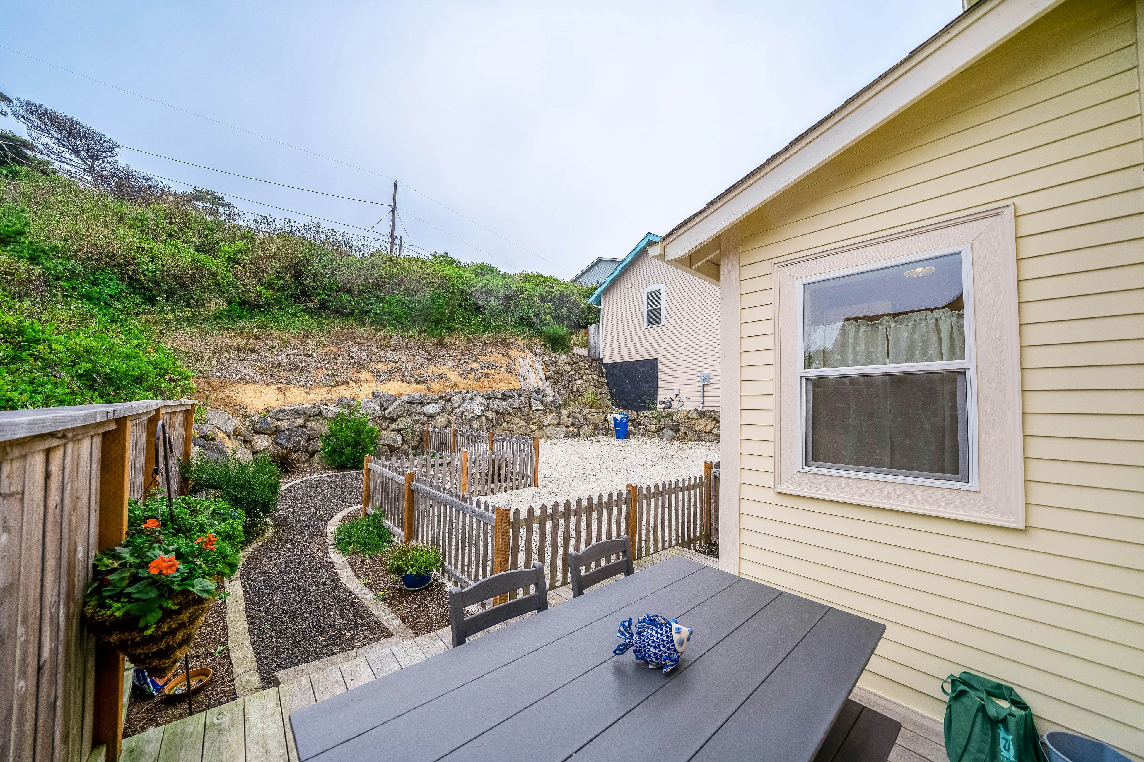 Charming, three-story getaway w/ two cozy living areas - walk to the beach