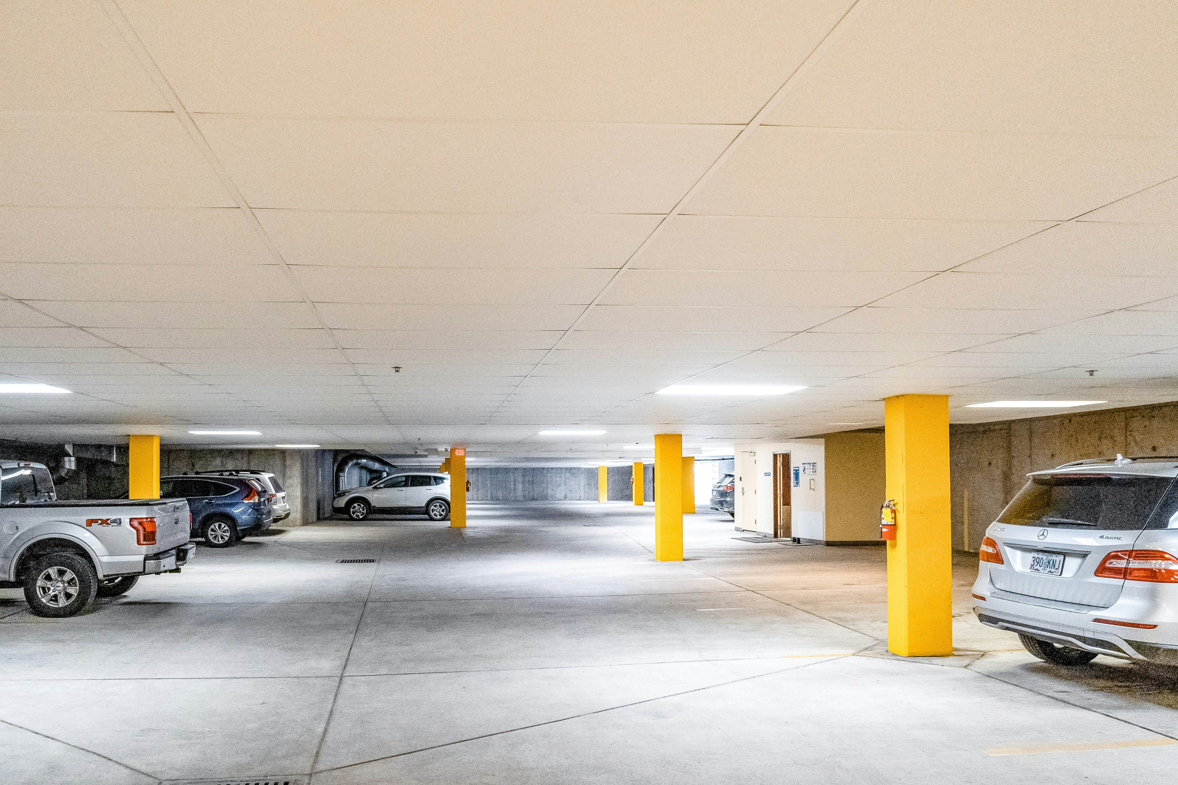 Oceanfront condo with private hot tub, ocean views, and high-speed WiFi