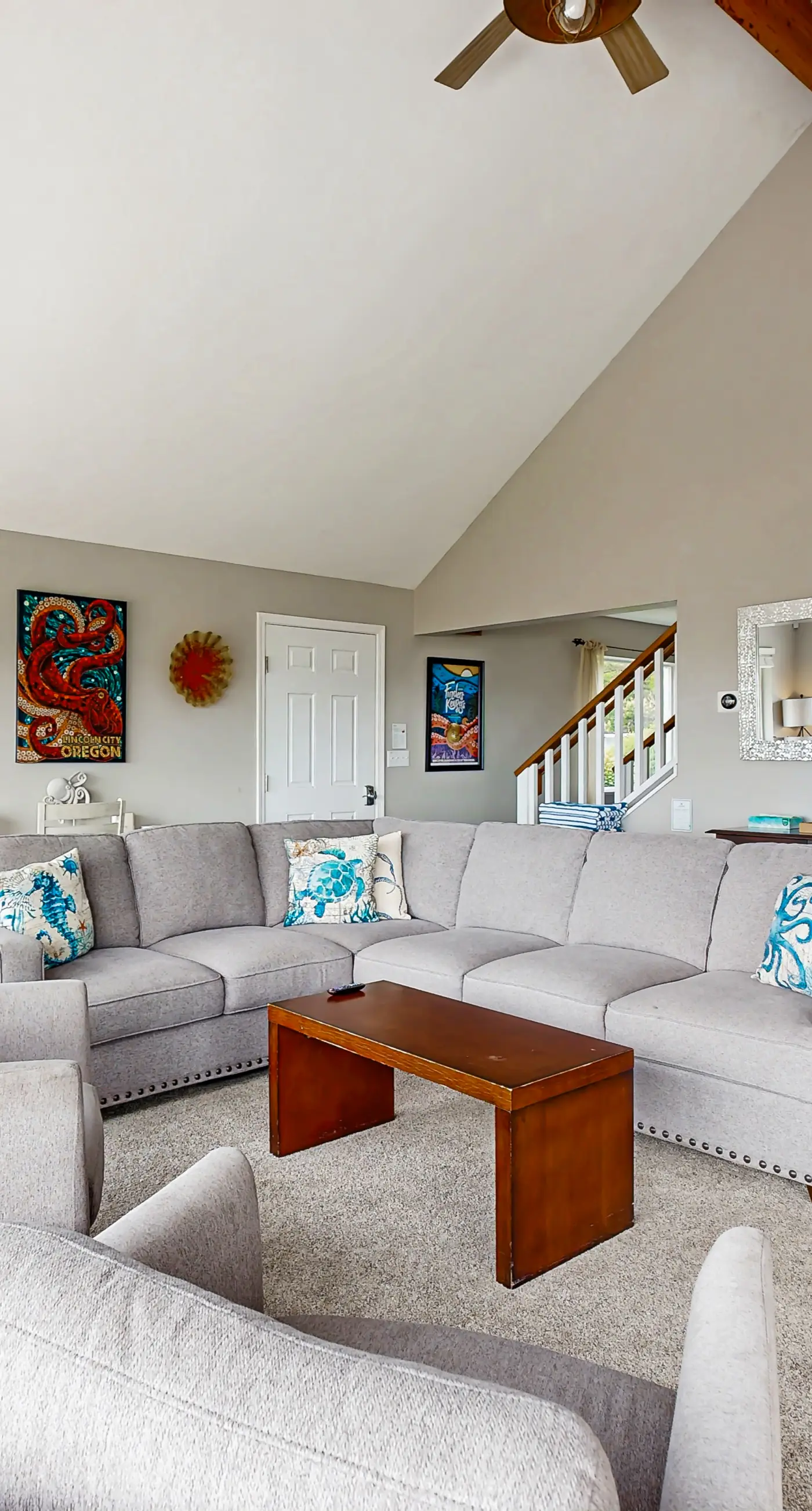 Dog Friendly Bayfront Beauty with a Private Hot Tub Free WiFi and Washer Dryer