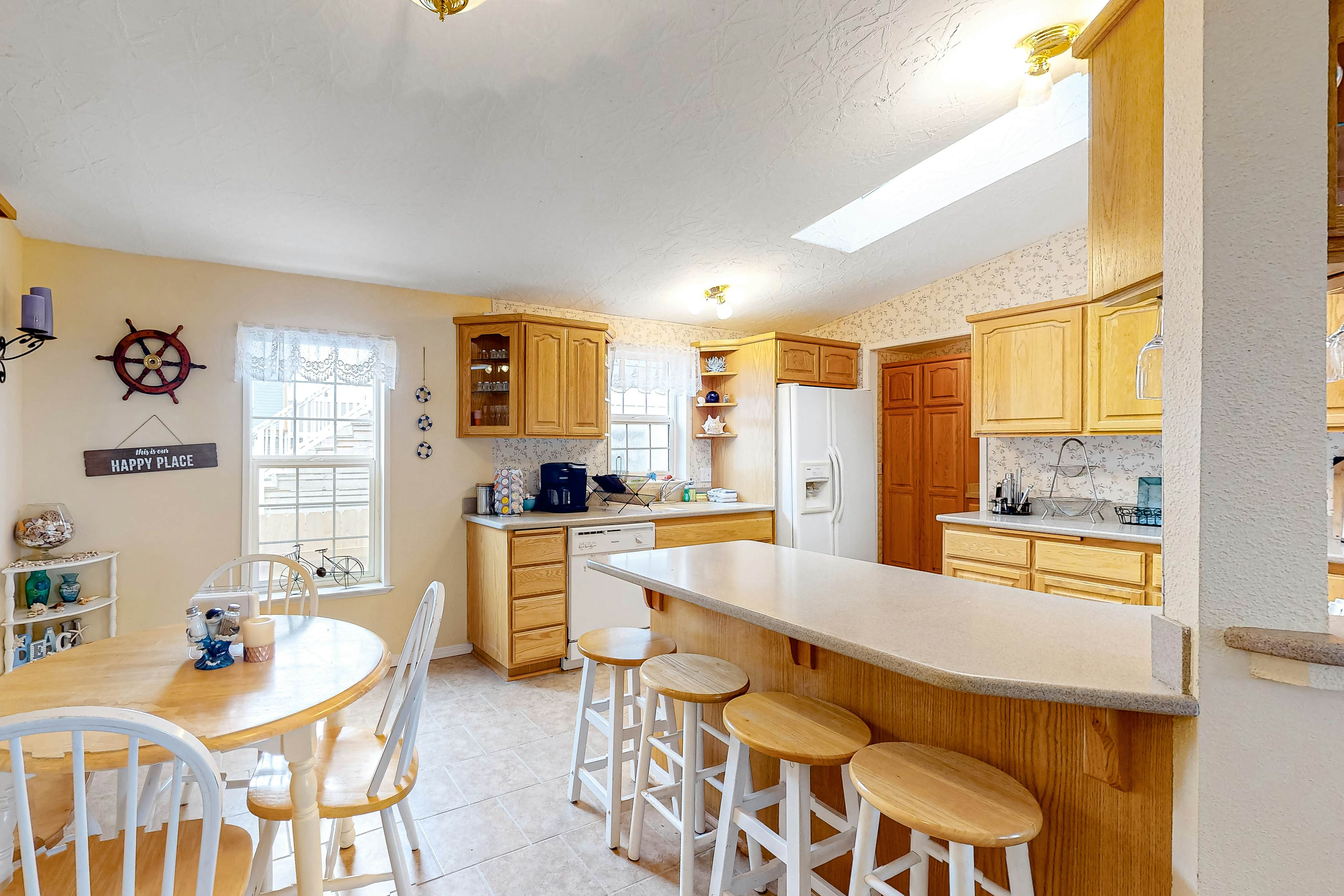 Lighthouse-Inspired Home w/ Ocean Views, Gas Fireplace, Fast WiFi - 2 Dogs OK