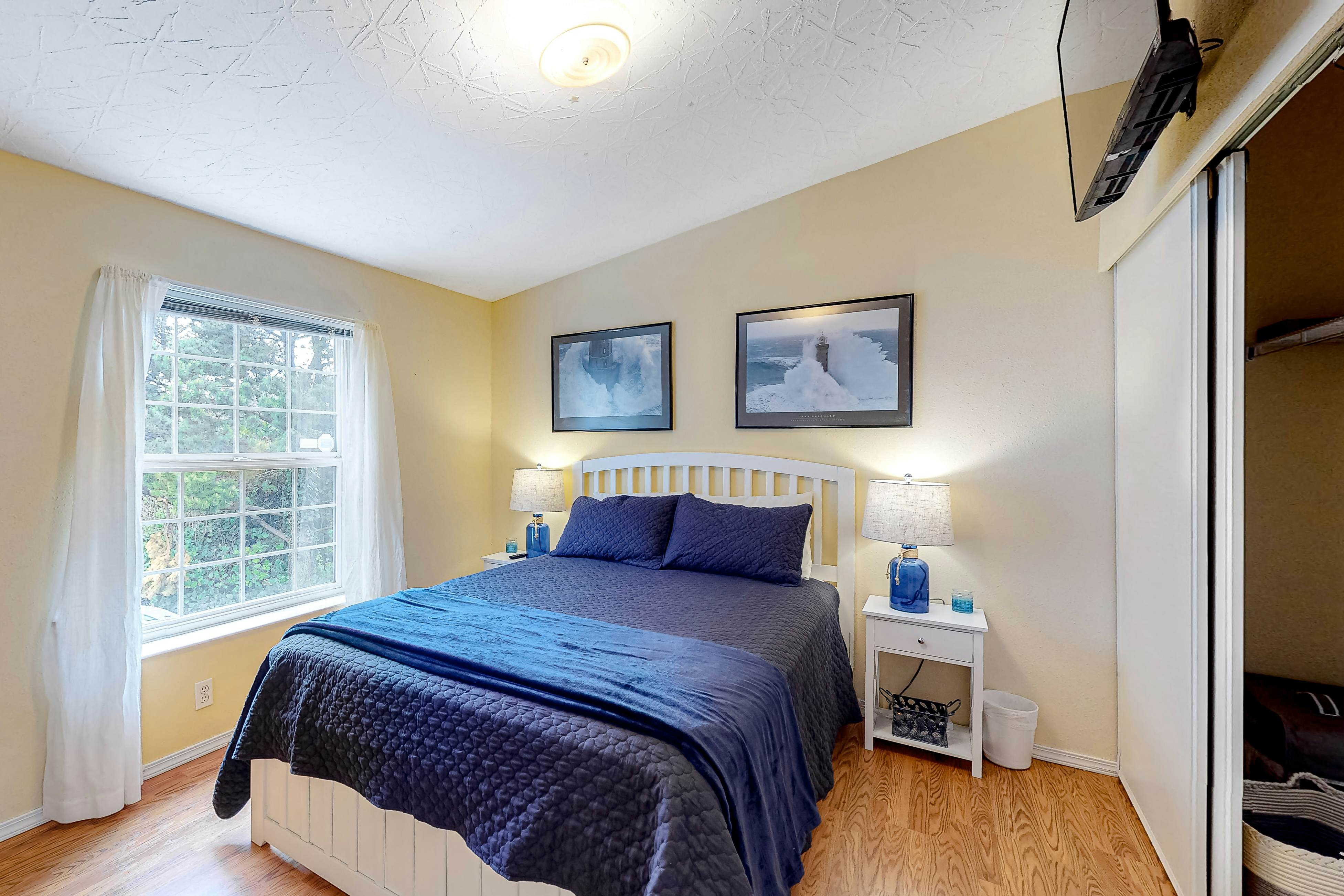 Lighthouse-Inspired Home w/ Ocean Views, Gas Fireplace, Fast WiFi - 2 Dogs OK