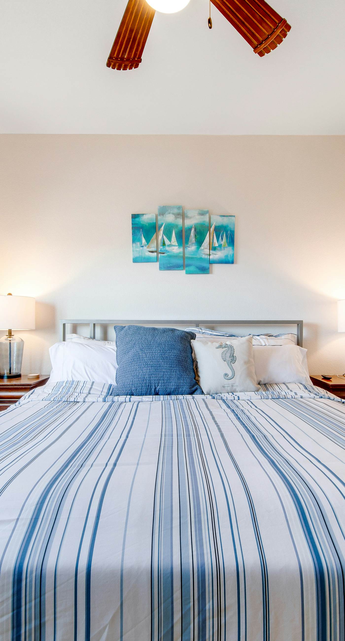 Dog Friendly Coastal Retreat with Ocean Views