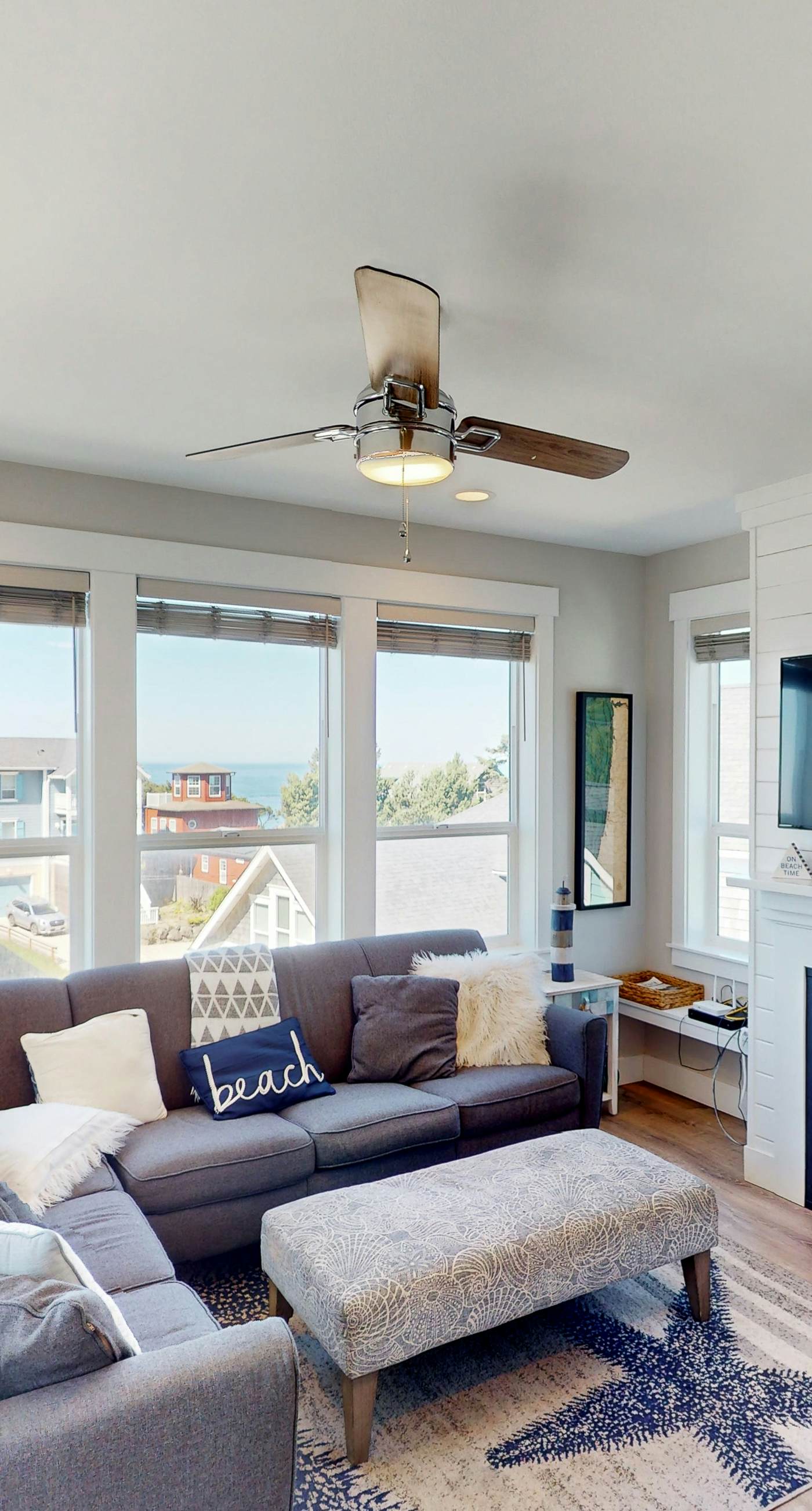 Ocean view home with private hot tub fireplaces balcony beach and pool access