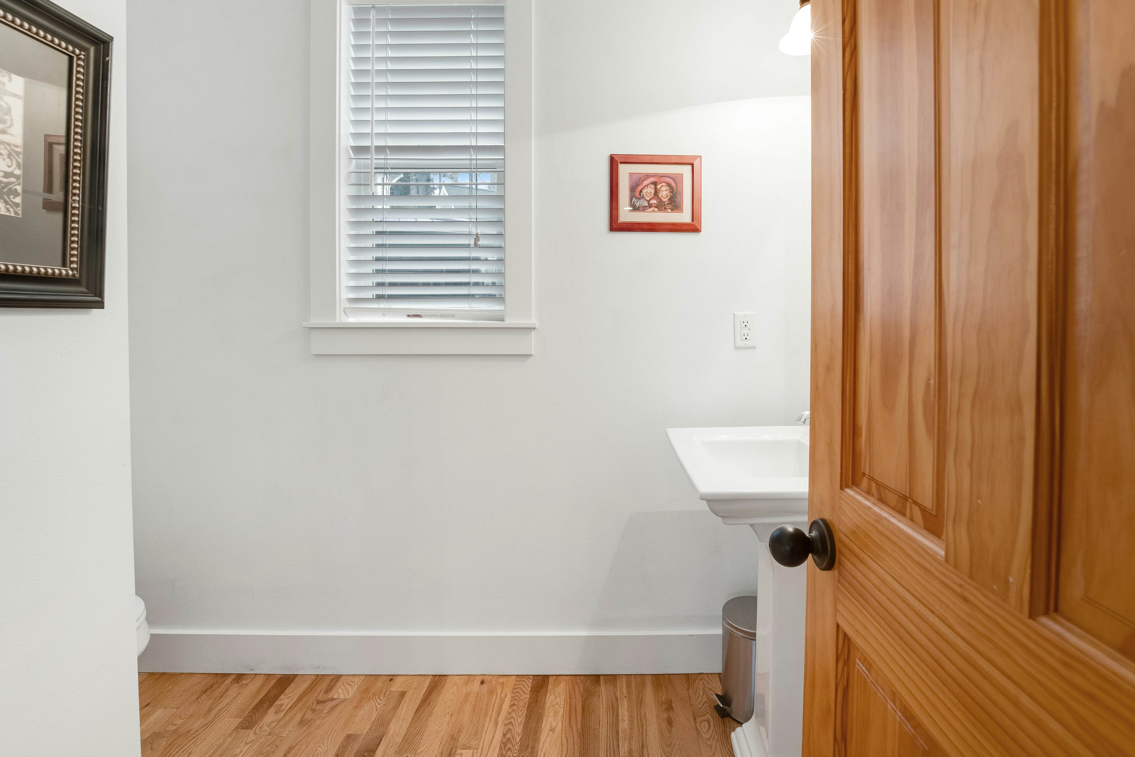 Dog-Friendly Beach House with Free WiFi, a Furnished Deck, Hot Tub, & Grill