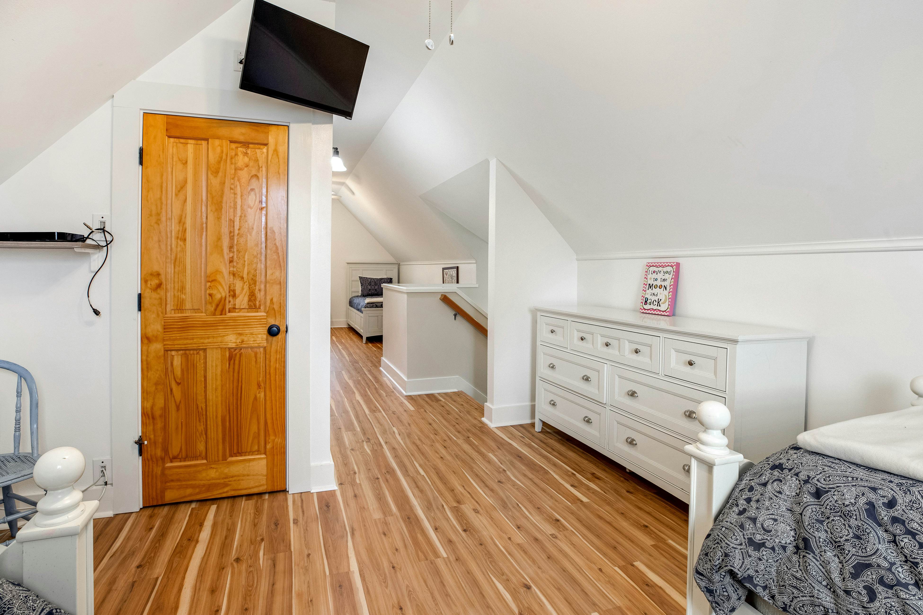 Dog-Friendly Beach House with Free WiFi, a Furnished Deck, Hot Tub, & Grill