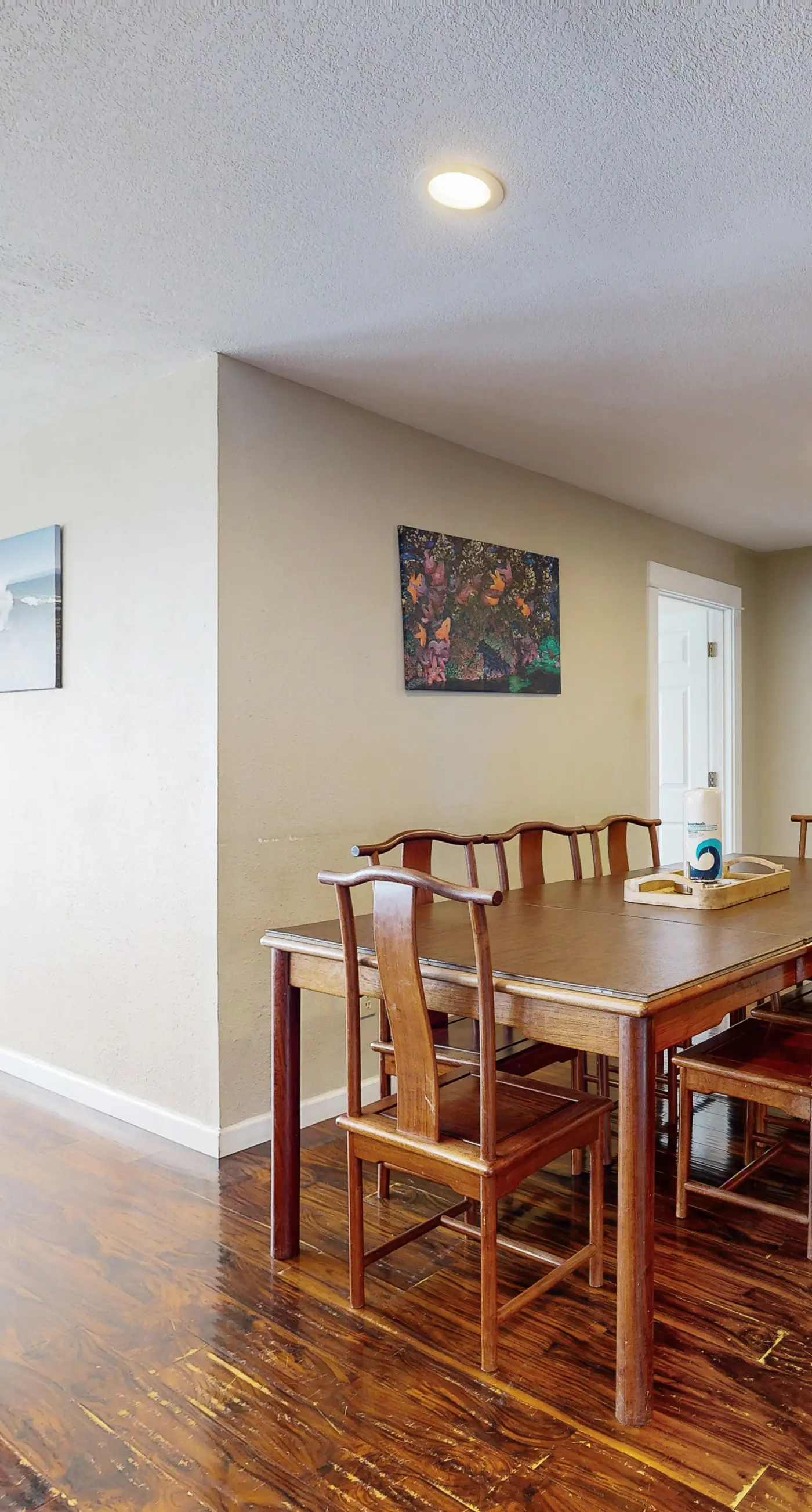 Enormous Renovated Home with Ocean Views and Easy Beach Access Dogs OK