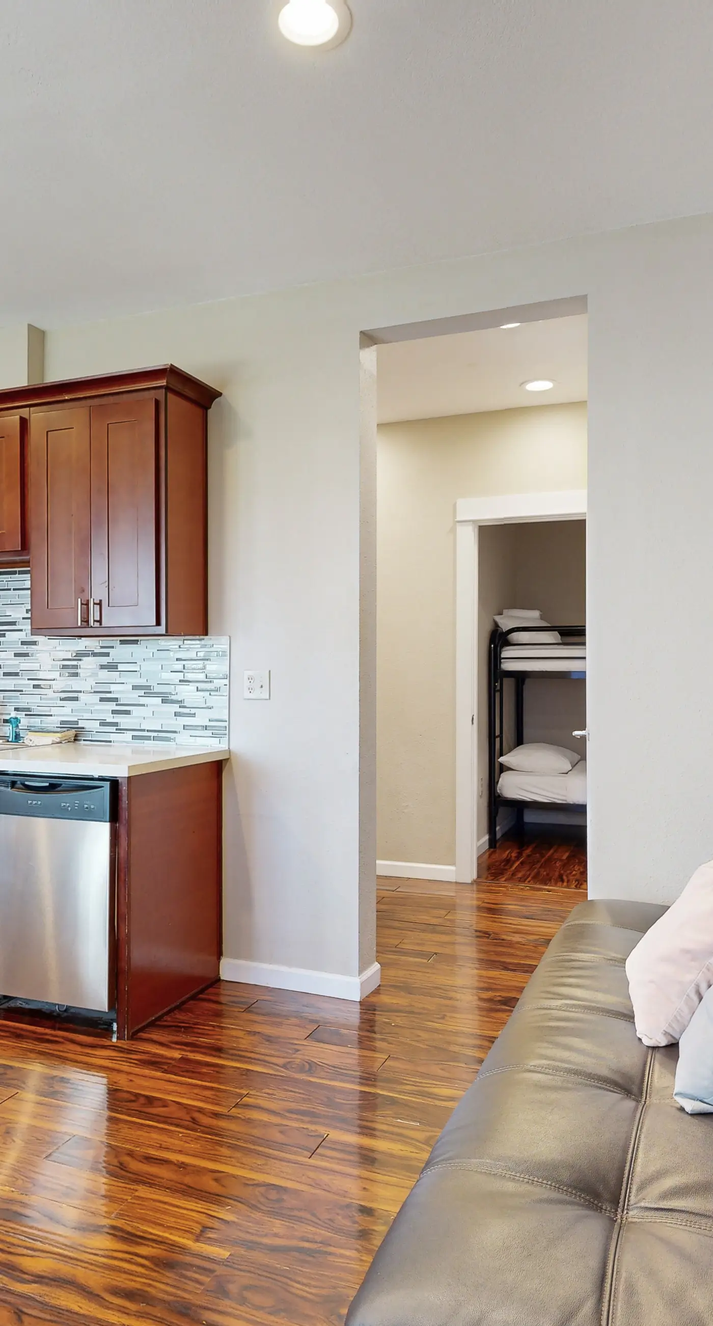 Enormous Renovated Home with Ocean Views and Easy Beach Access Dogs OK