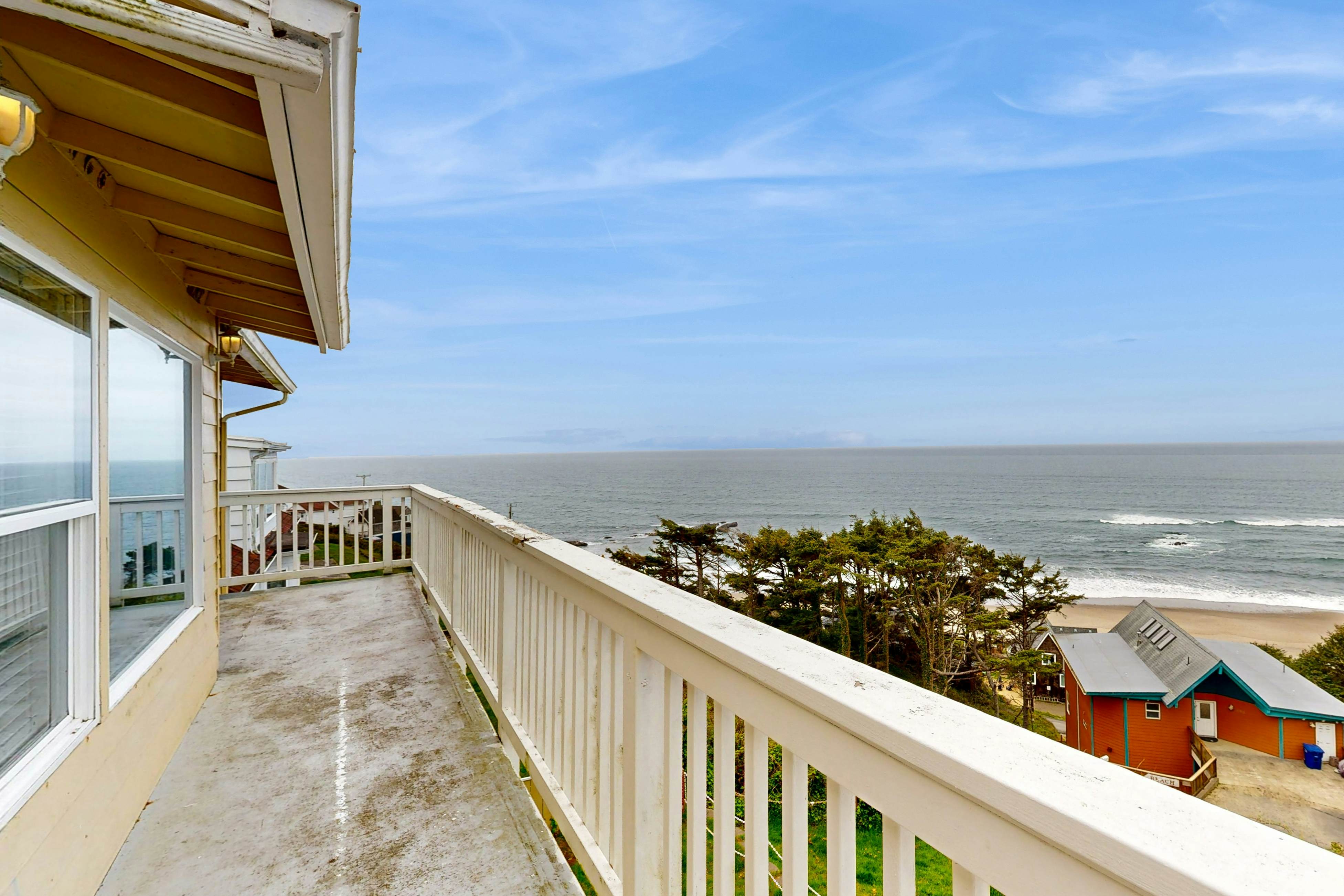 Newly Remodeled Condo with Marvelous Ocean Views, Nearby Beach Access - Dogs OK