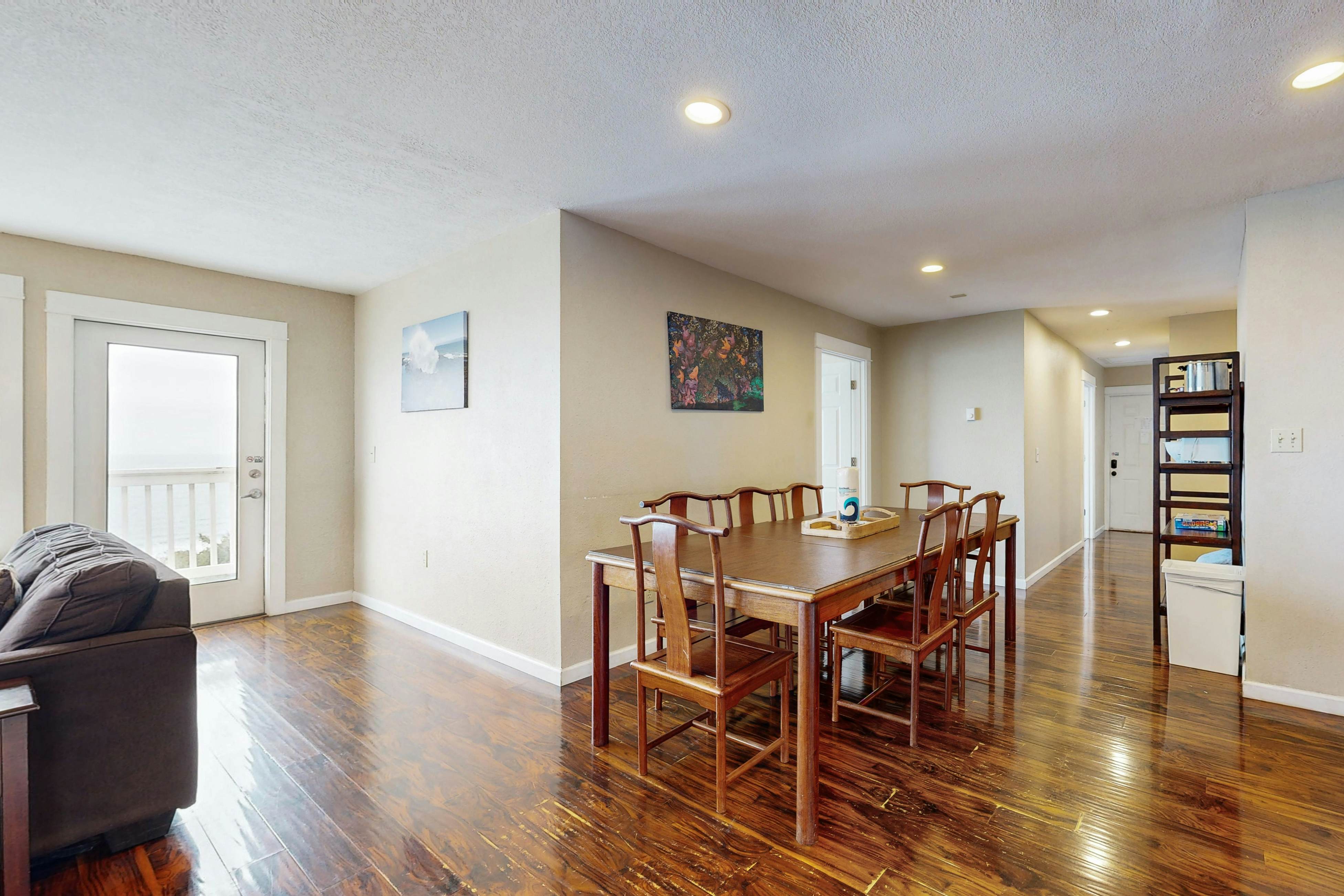 Newly Remodeled Condo with Marvelous Ocean Views, Nearby Beach Access - Dogs OK