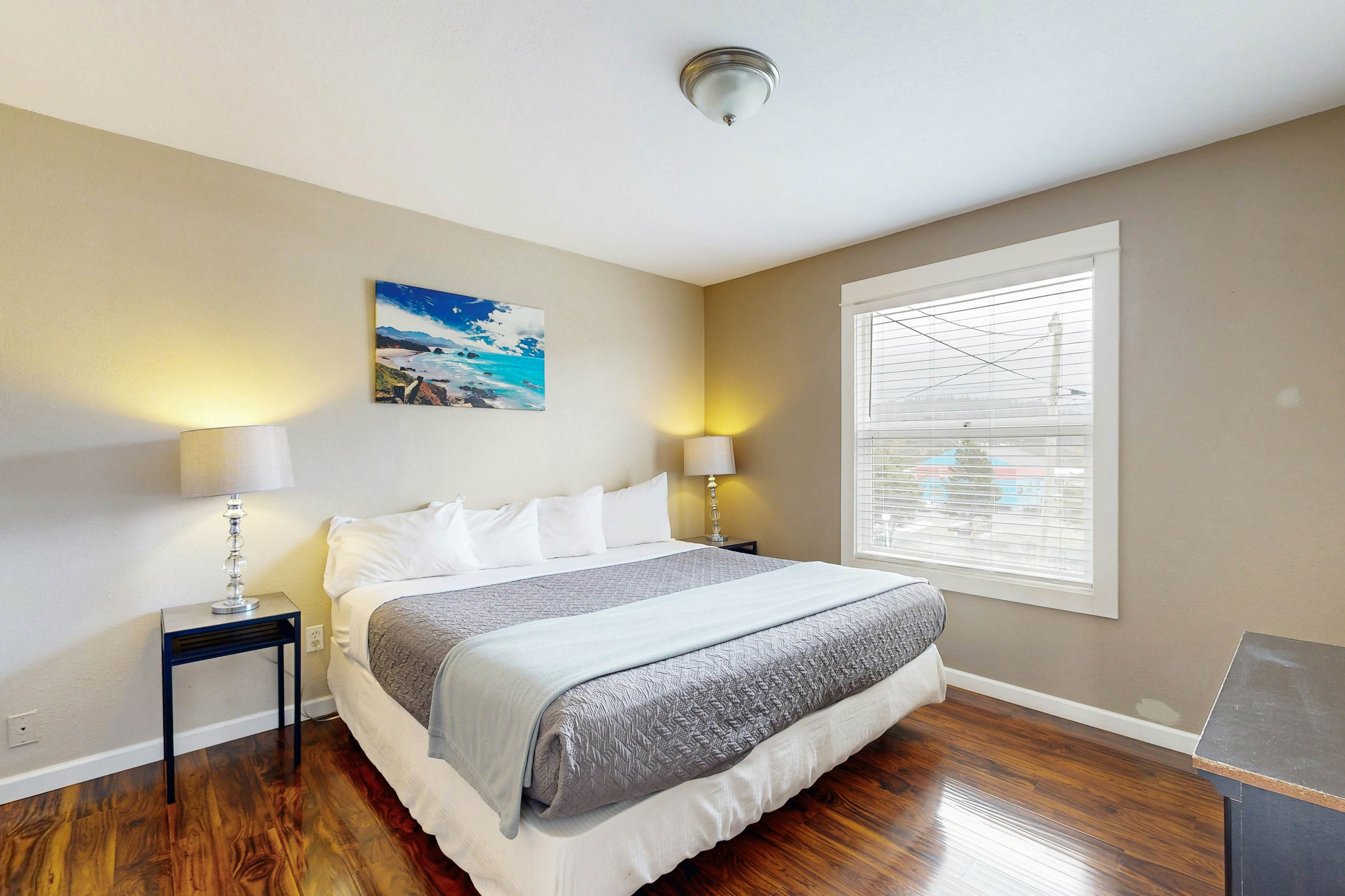 Newly Remodeled Condo with Marvelous Ocean Views, Nearby Beach Access - Dogs OK