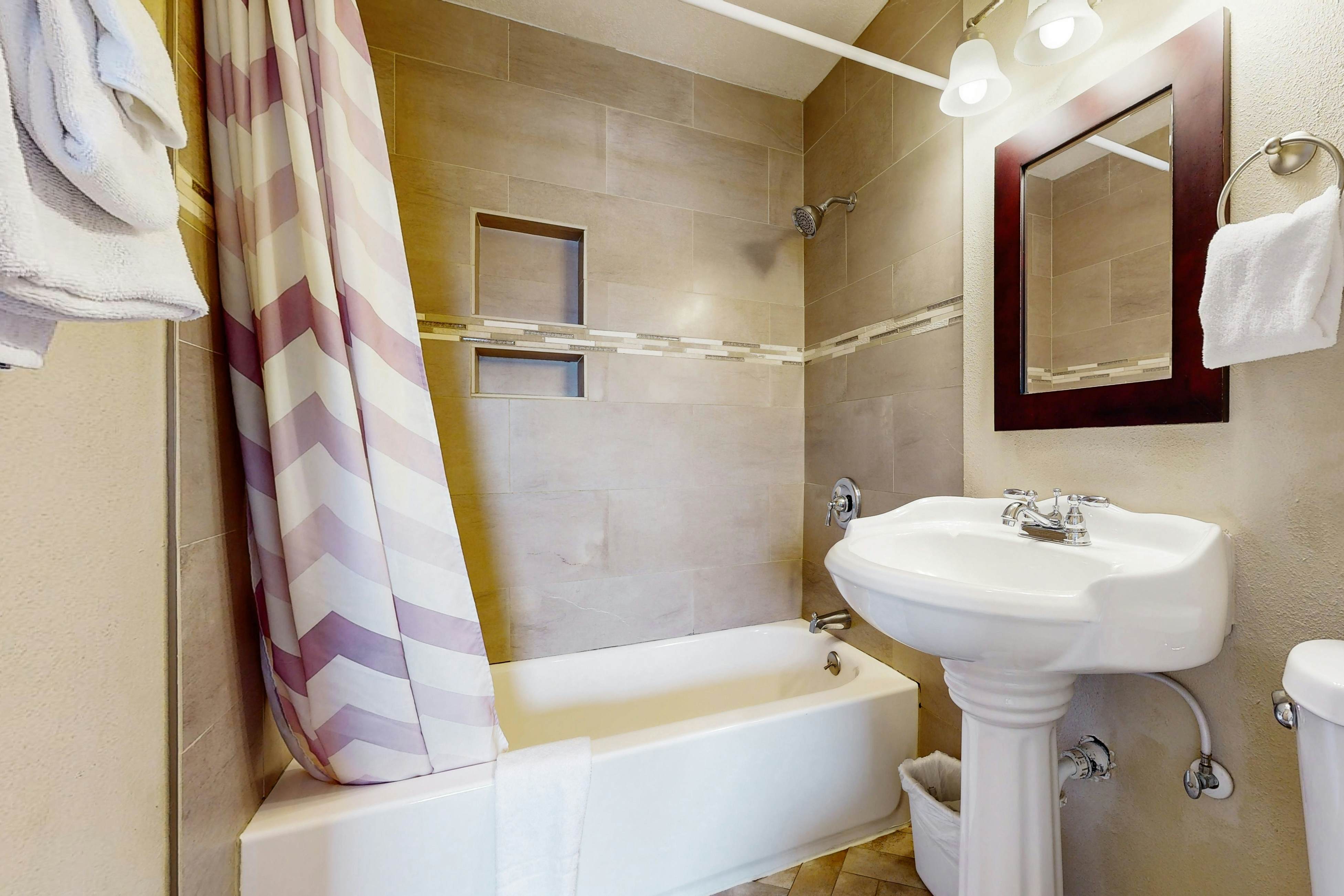 Newly Remodeled Condo with Marvelous Ocean Views, Nearby Beach Access - Dogs OK