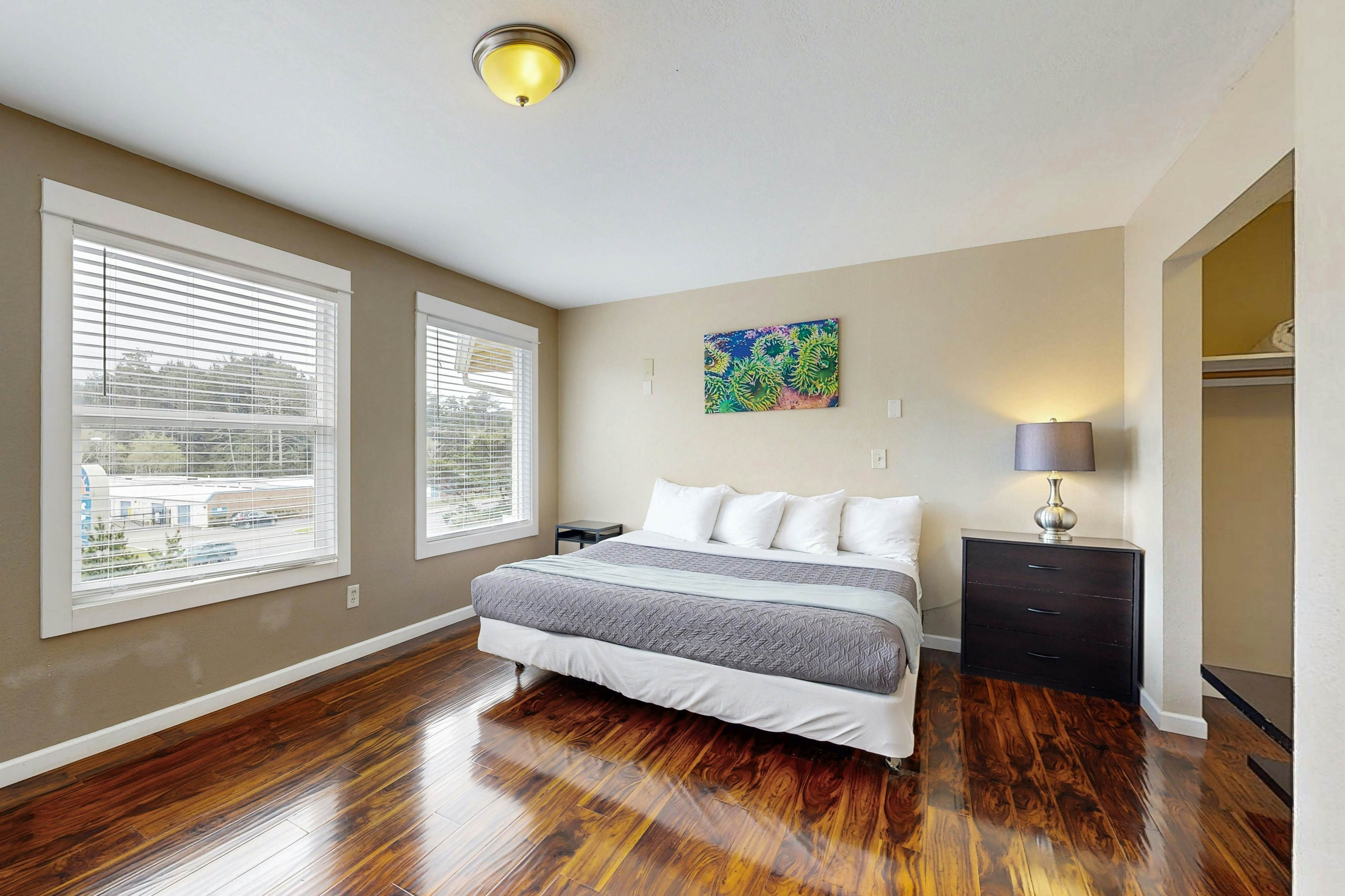 Newly Remodeled Condo with Marvelous Ocean Views, Nearby Beach Access - Dogs OK