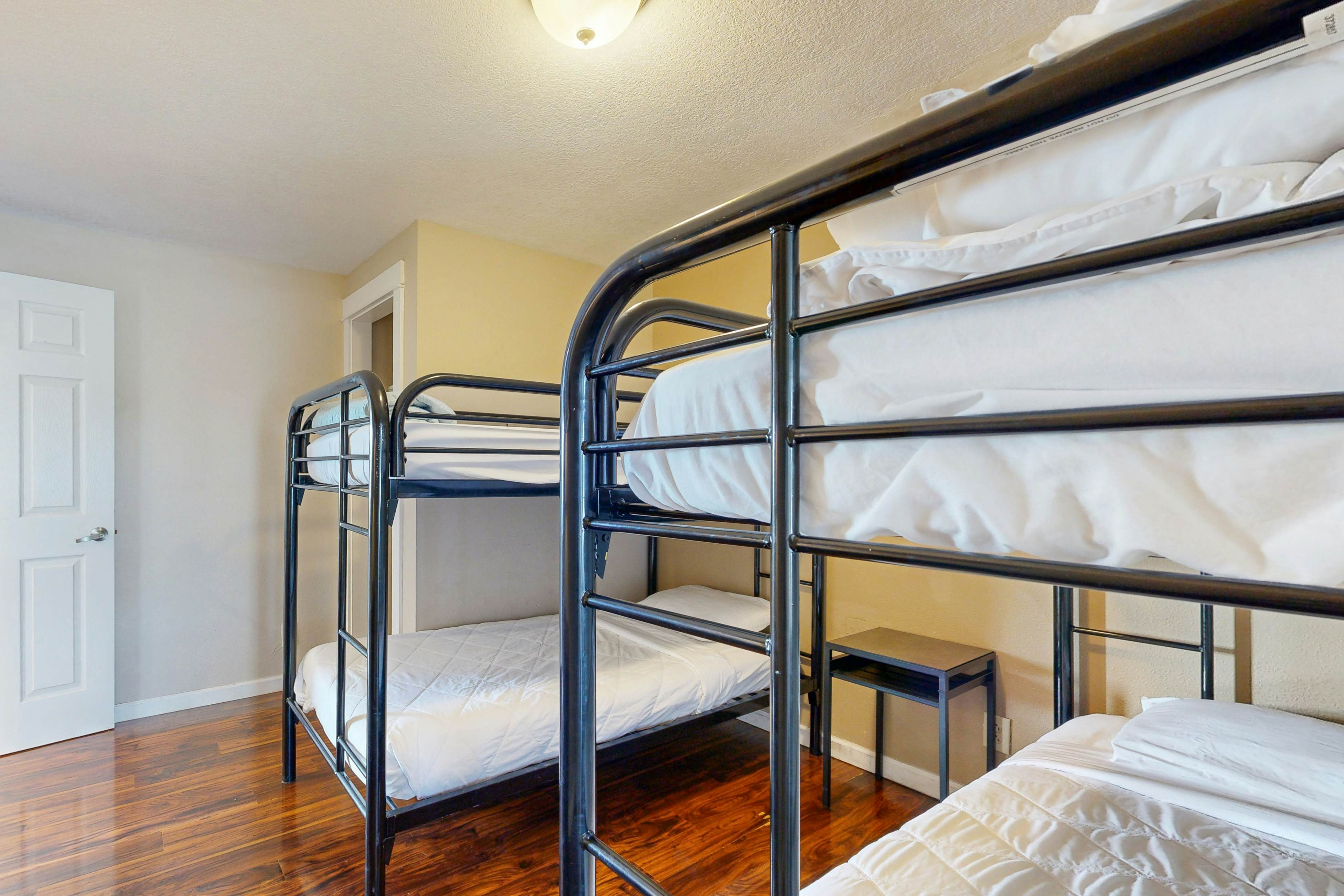 Huge Renovated Condo with Ocean Views & Nearby Beach Access - Dog Friendly