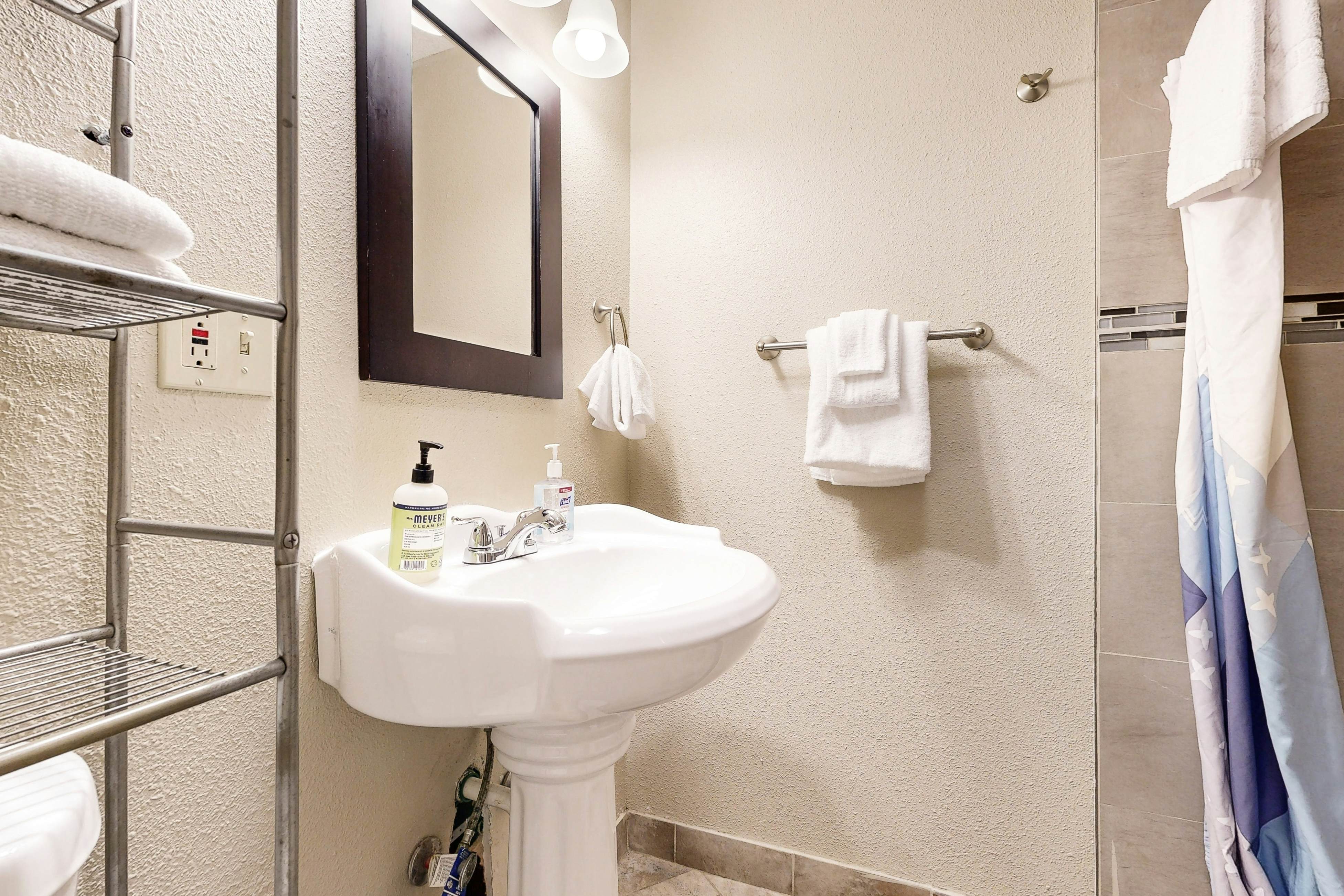 Huge Renovated Condo with Ocean Views & Nearby Beach Access - Dog Friendly