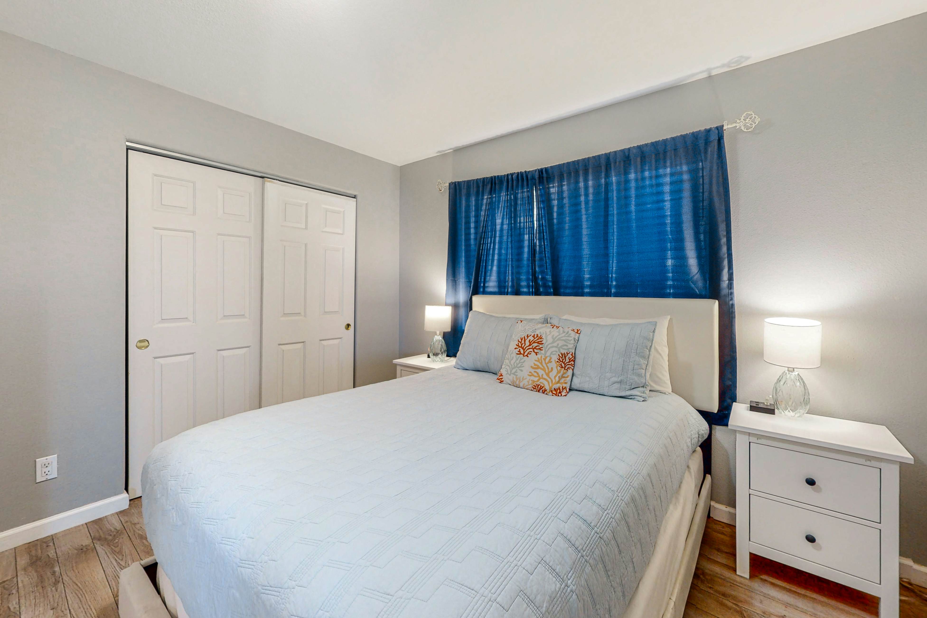 Gorgeous Ocean Views Private Hot Tub Game Room WiFi Patio and Washer Dryer