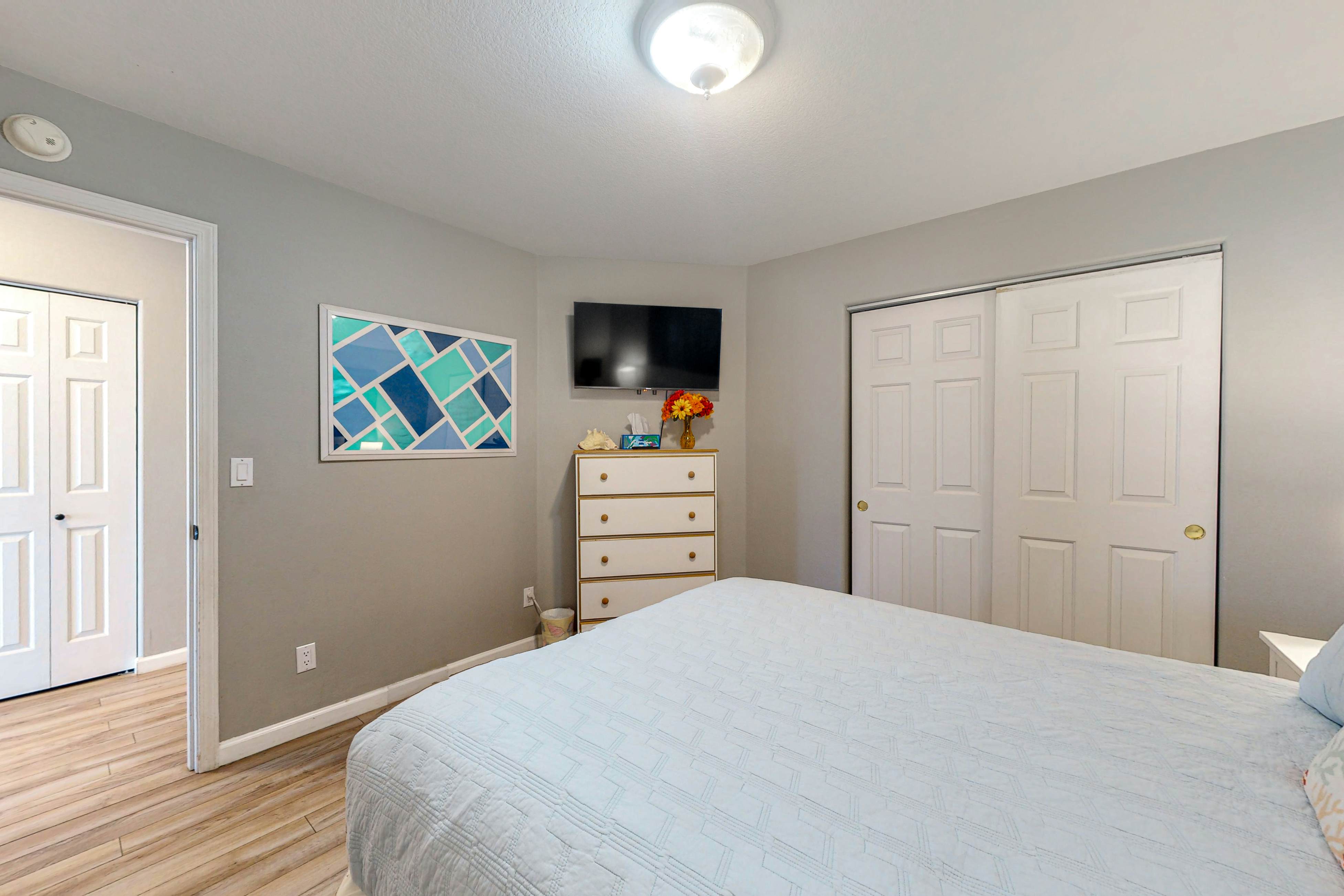 Gorgeous Ocean Views Private Hot Tub Game Room WiFi Patio and Washer Dryer