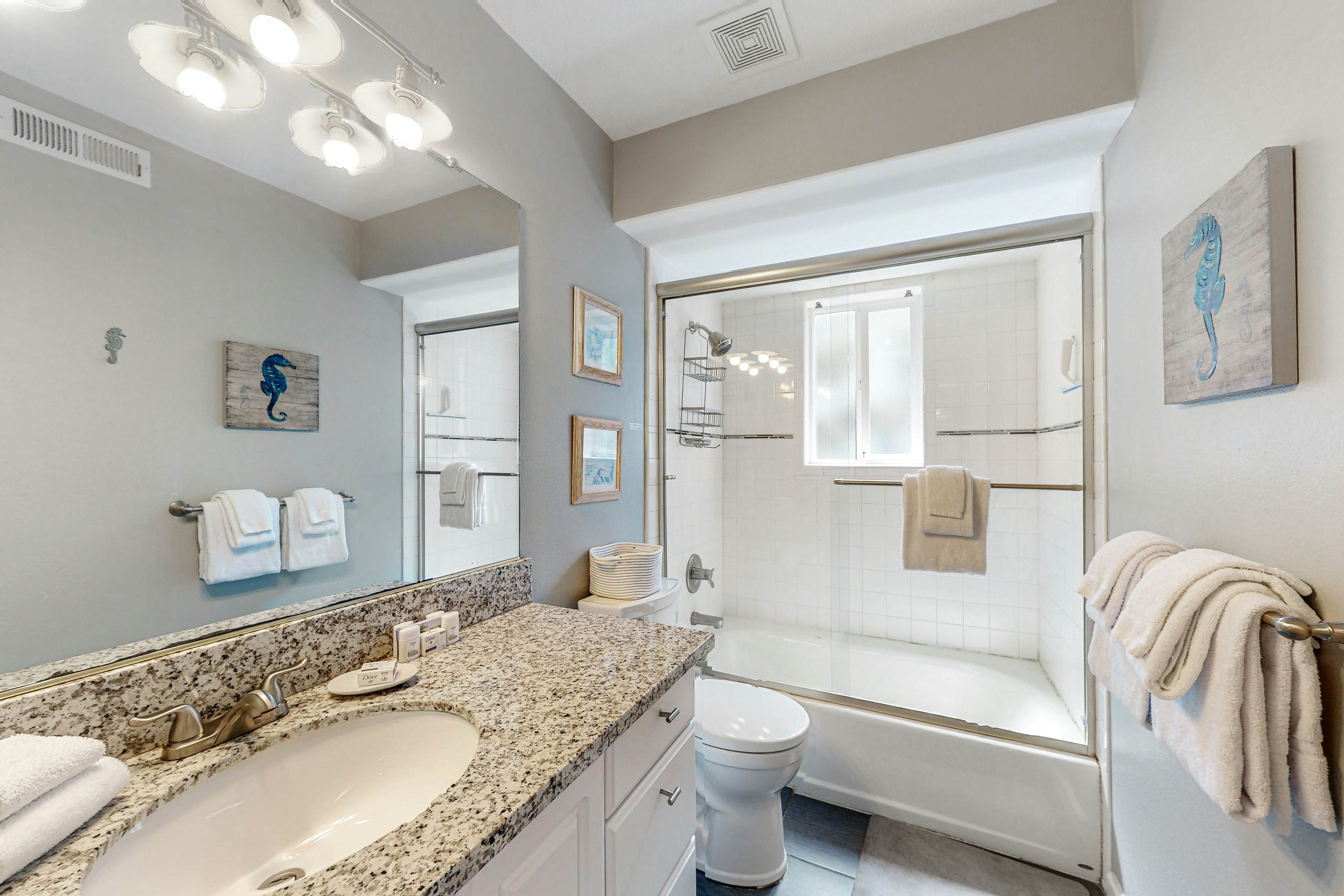 Gorgeous Ocean Views Private Hot Tub Game Room WiFi Patio and Washer Dryer