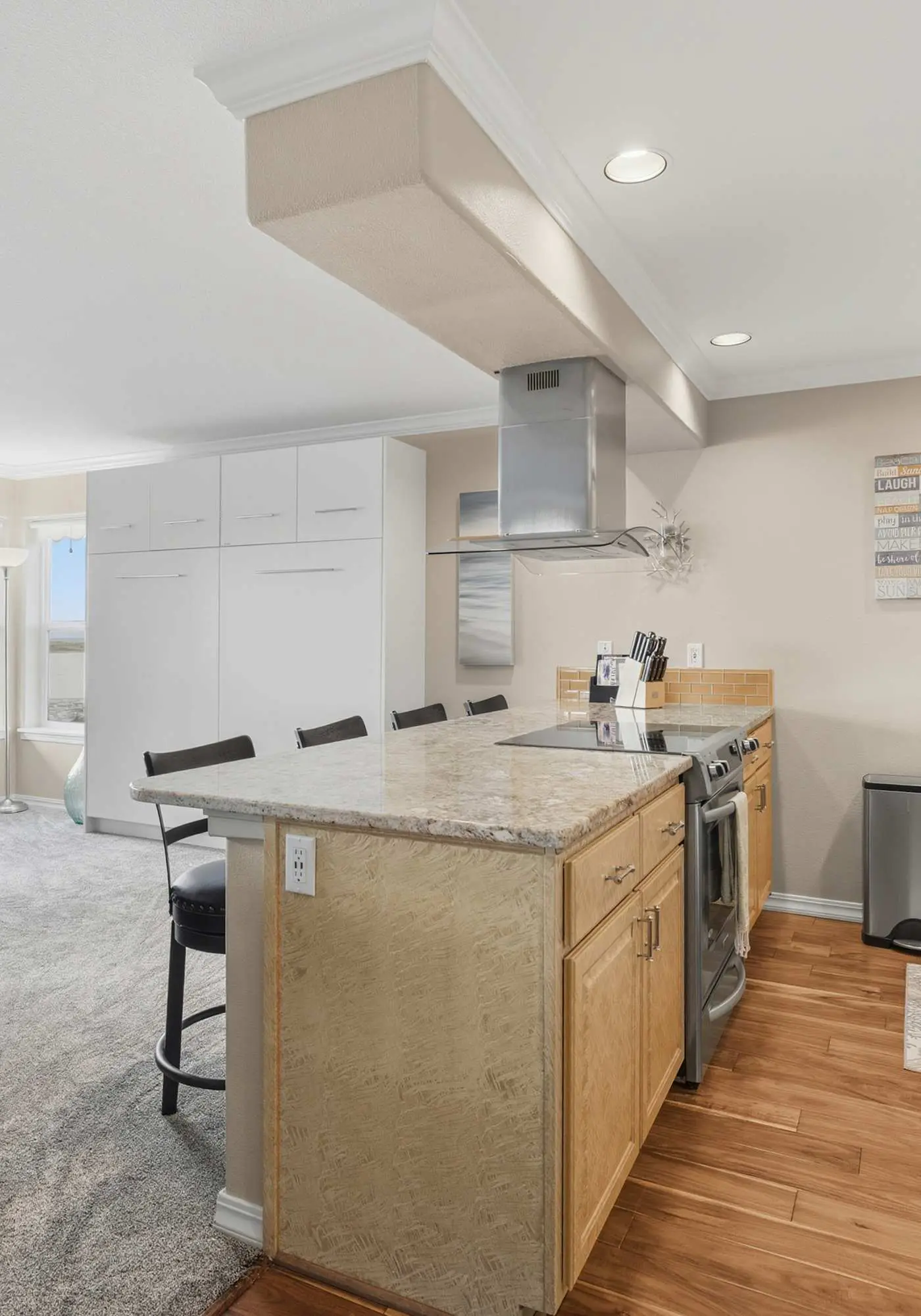 Waterfront Corner Condo with Fireplace and Ocean Views Close to Beach and Bay