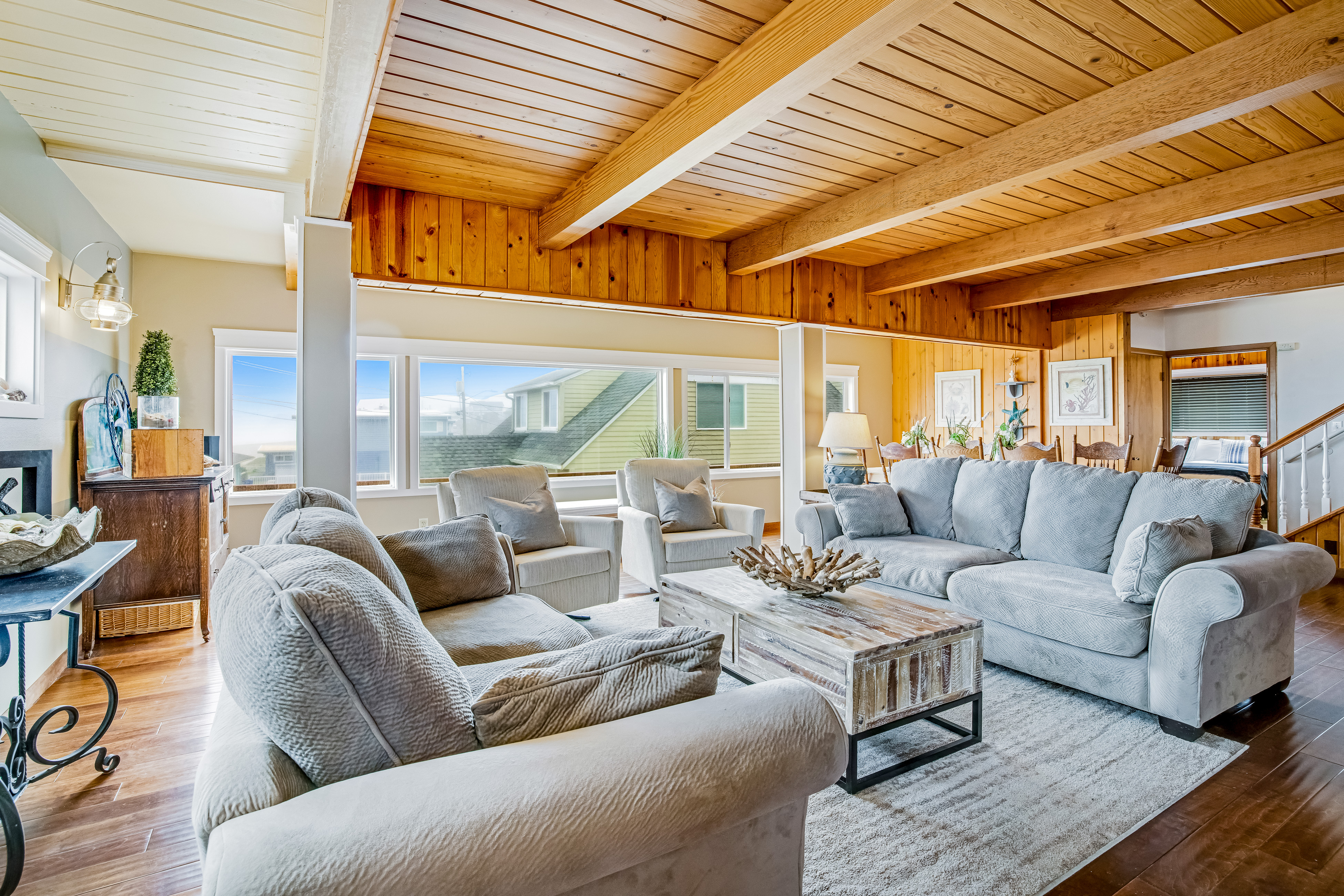 Spacious Home with Two Large Decks and Ocean View Great for Groups