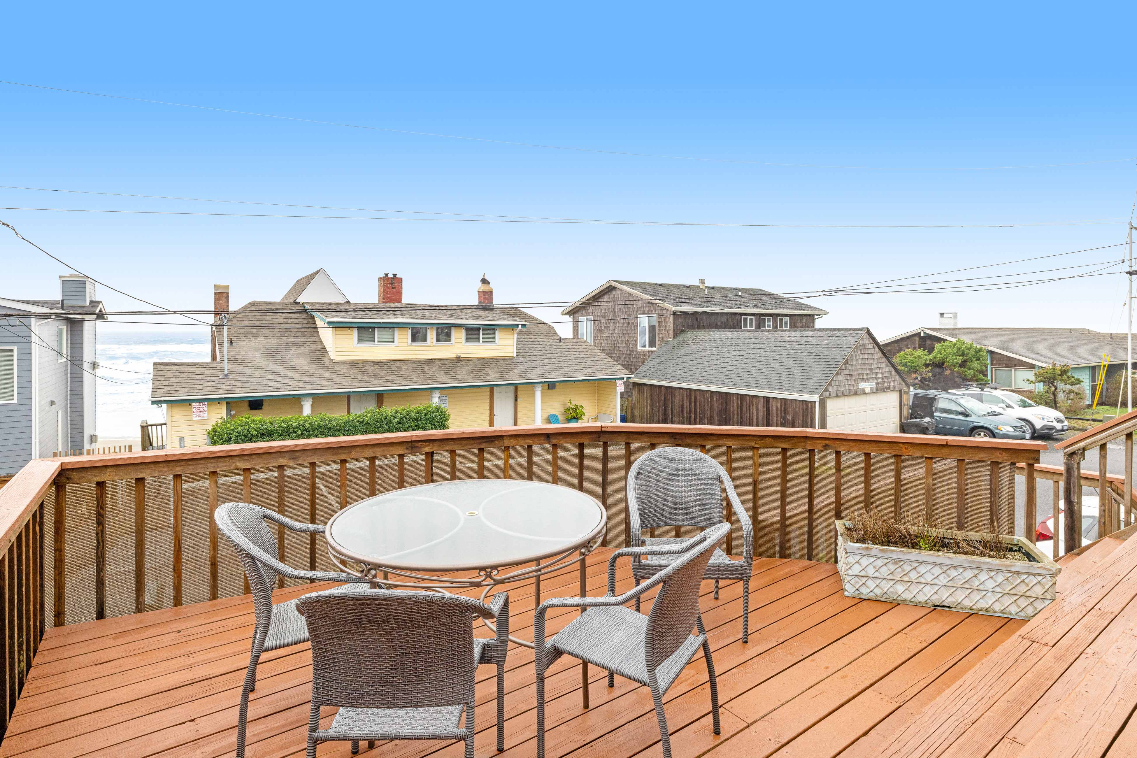 Spacious Home with Two Large Decks and Ocean View Great for Groups