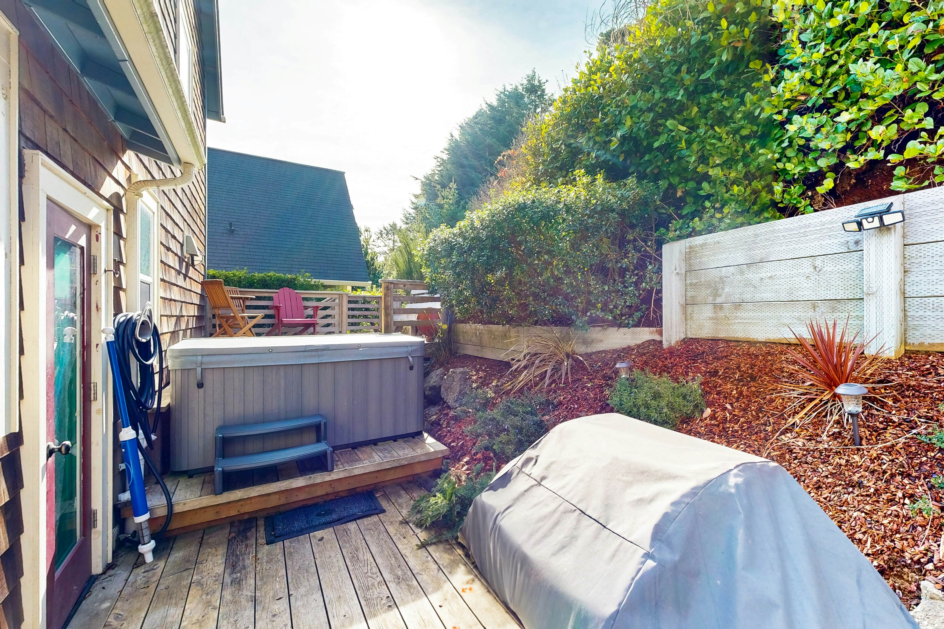 Dog-friendly coastal home with private hot tub and park access