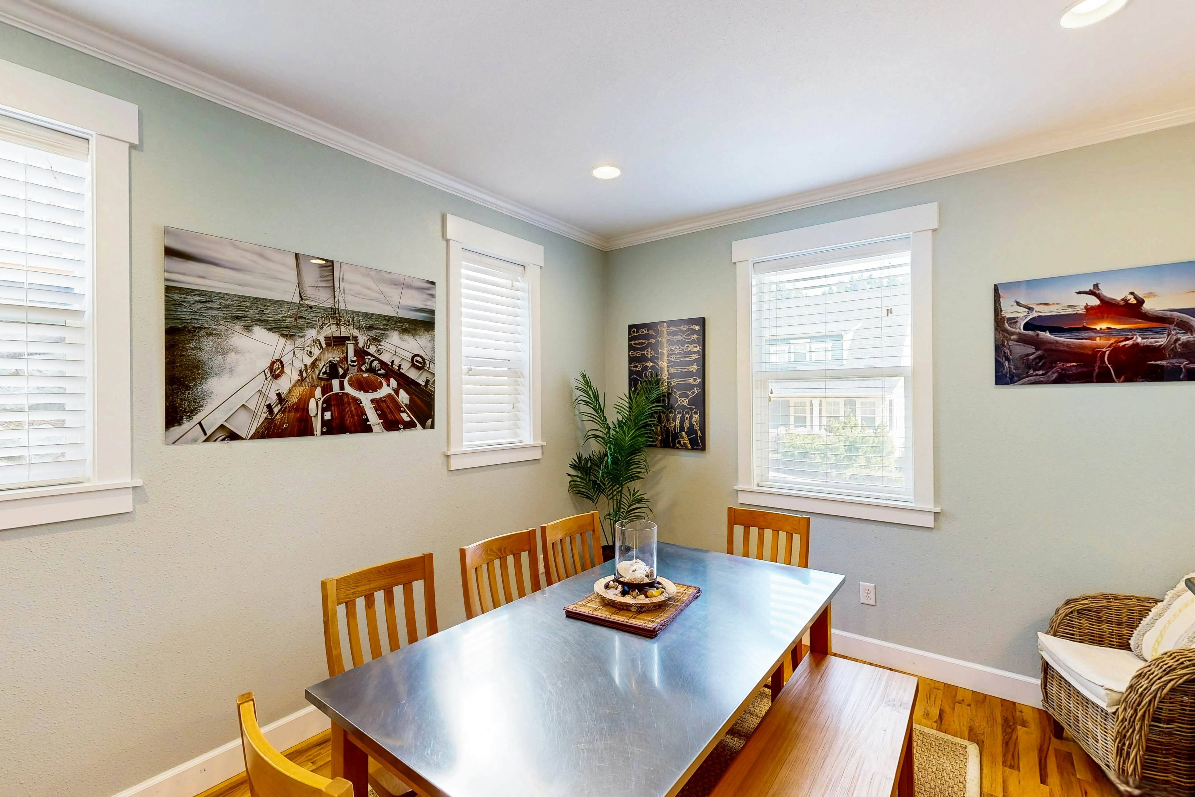 Dog-friendly coastal home with private hot tub and park access