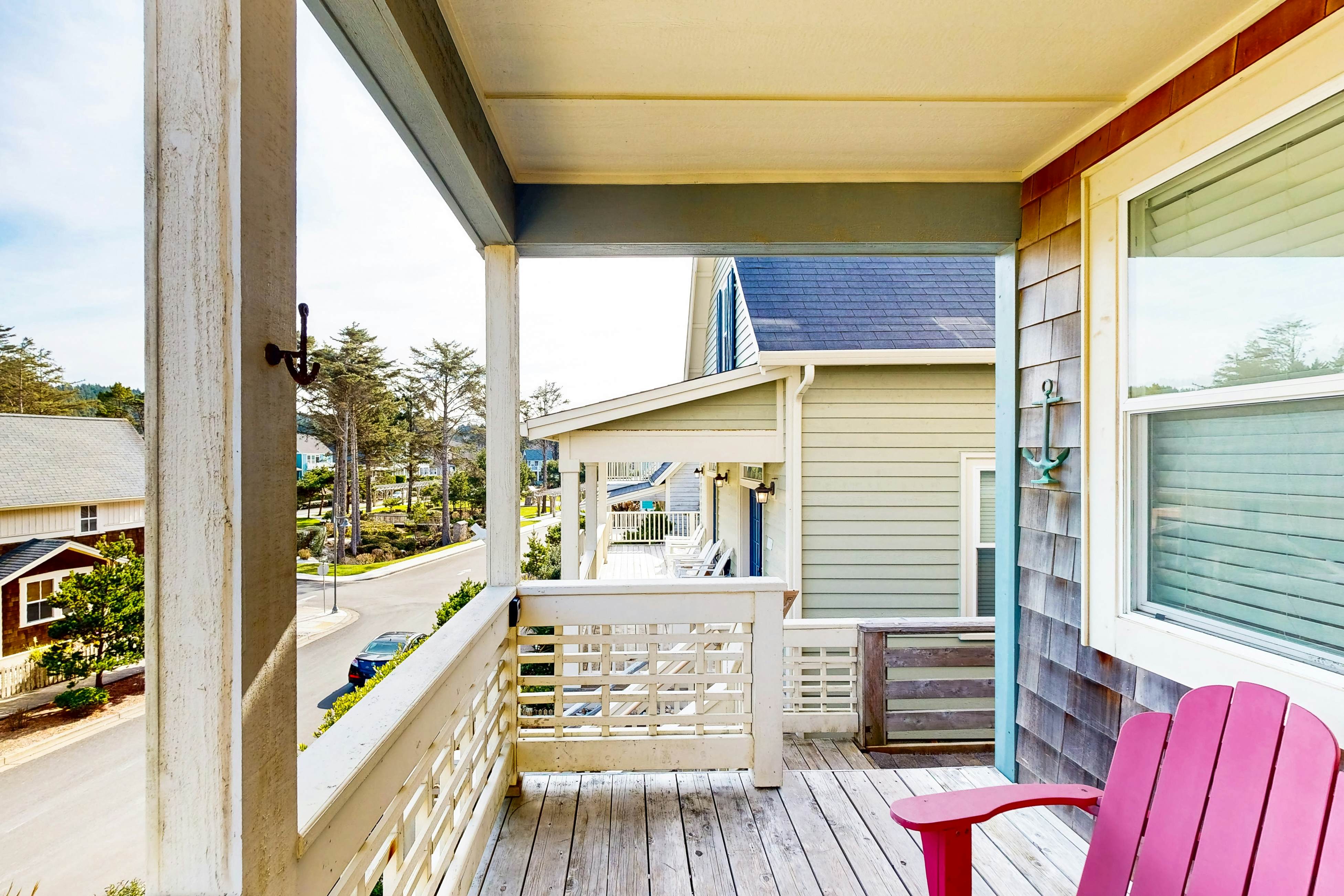 Dog-friendly coastal home with private hot tub and park access