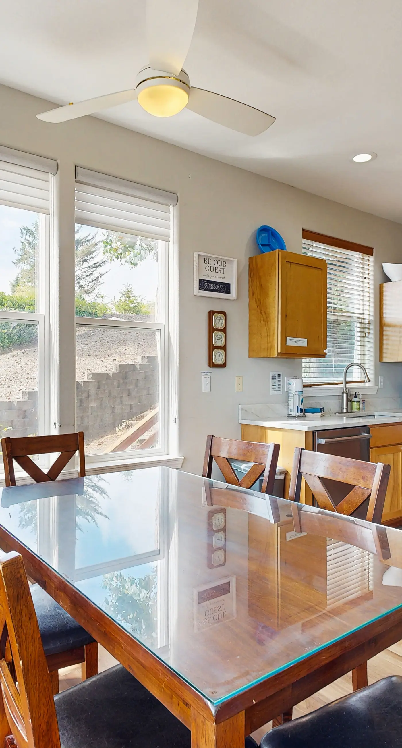 Waterfront home with private hot tub free WiFi firepit and shared dock