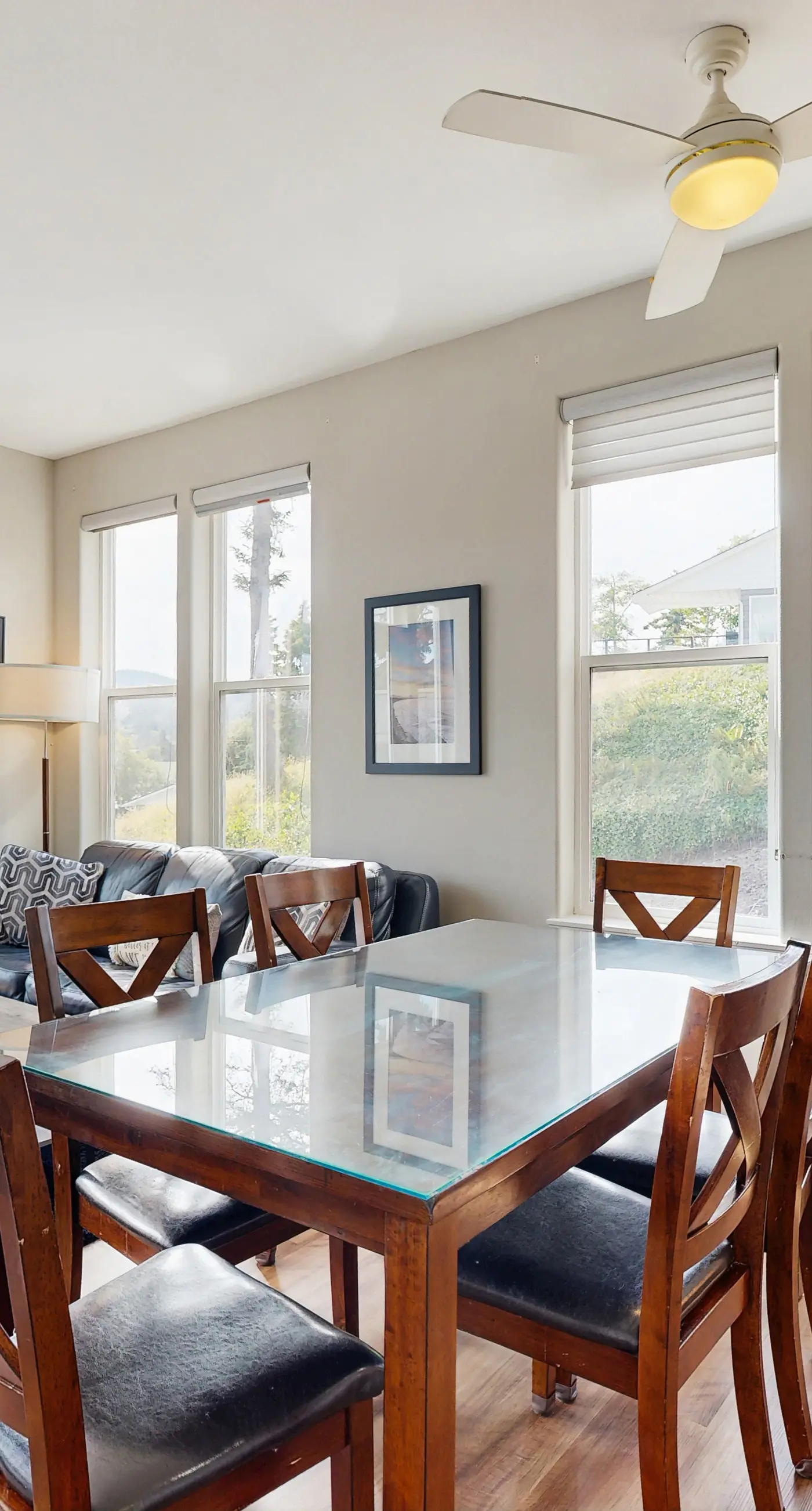 Waterfront home with private hot tub free WiFi firepit and shared dock