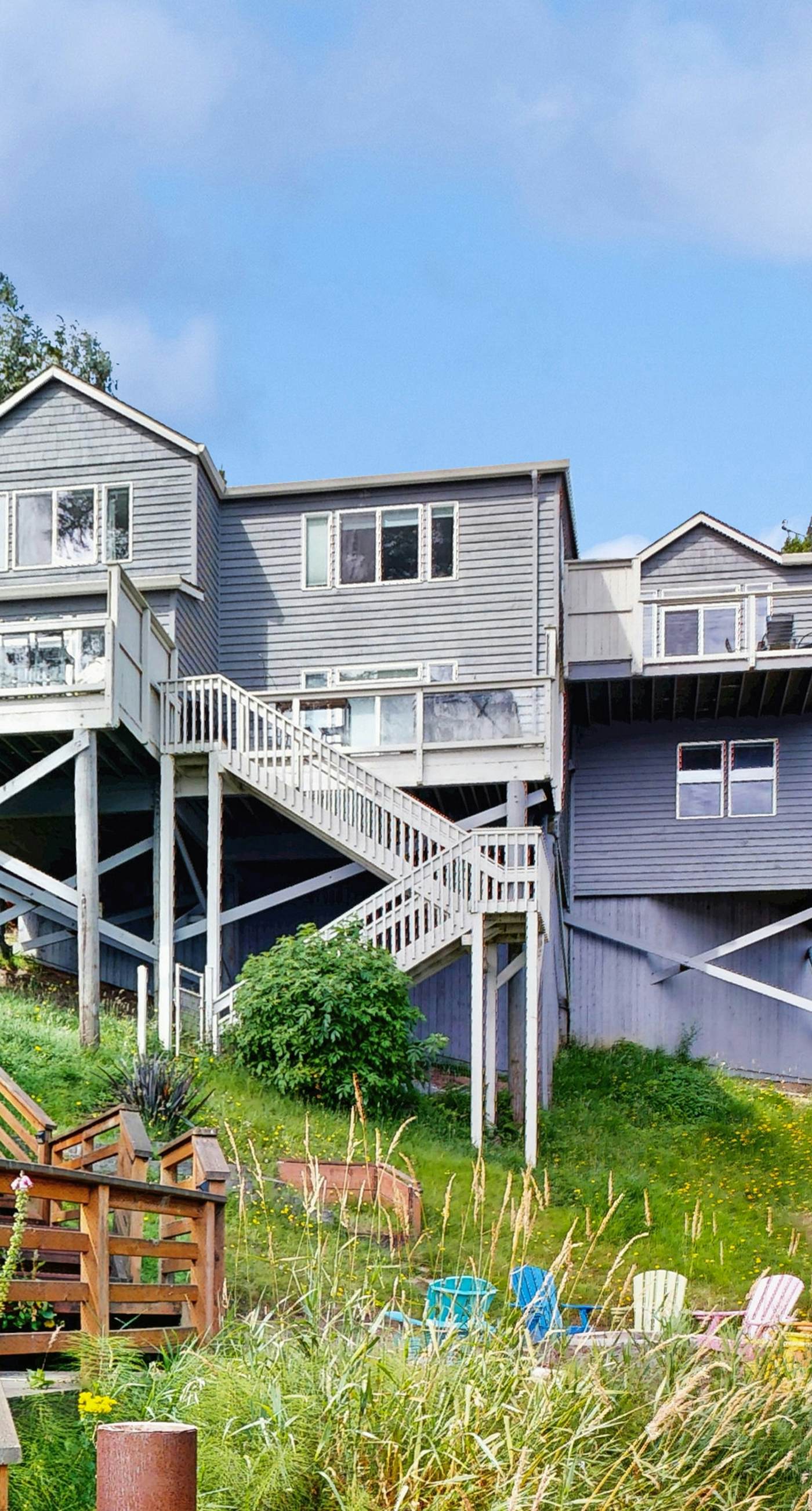 Waterfront home with private hot tub free WiFi firepit and shared dock