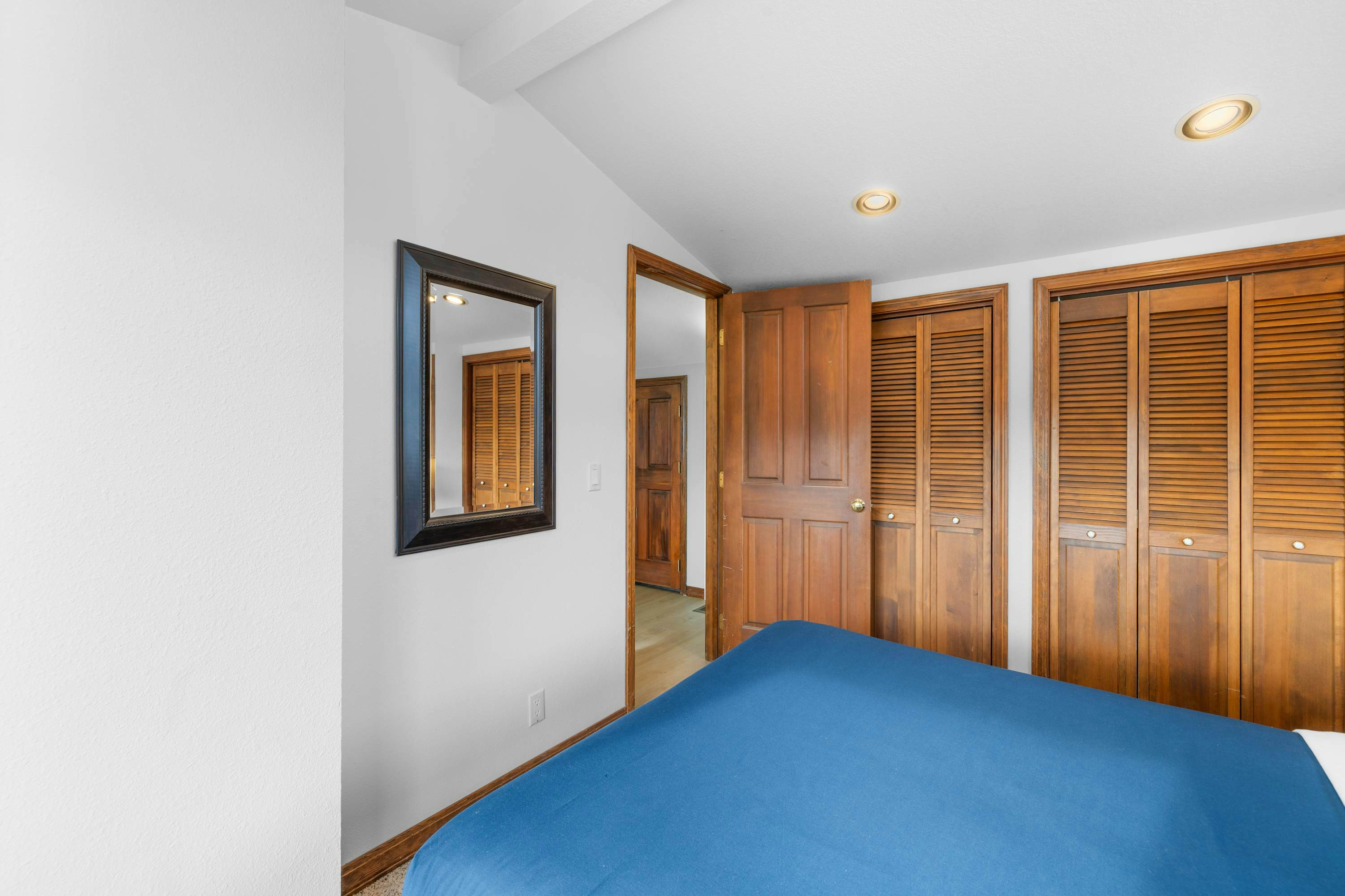 Oceanfront house with private hot tub and amazing ocean views