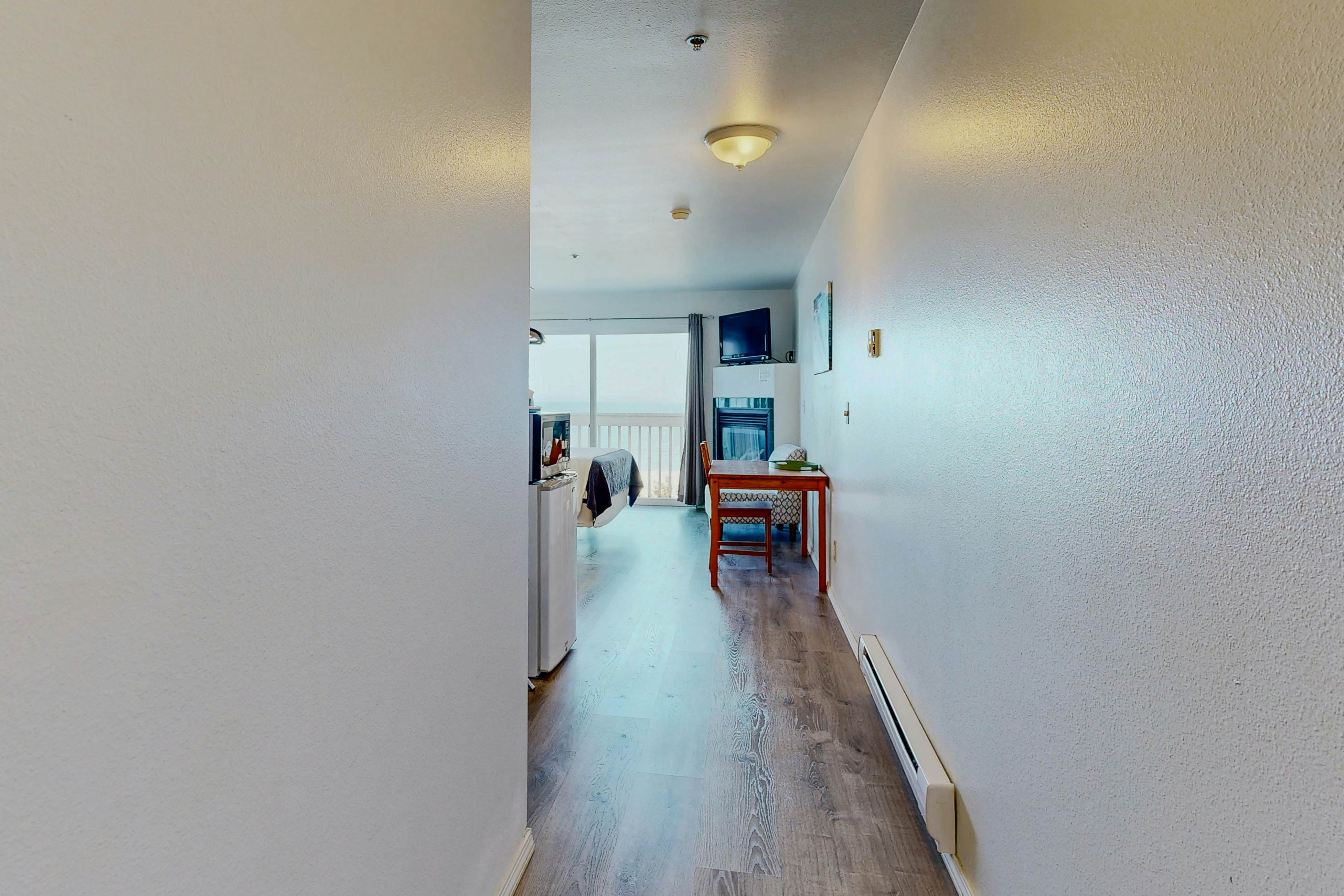 Dog-Friendly Studio with Ocean Views, WiFi, & Nearby Beach Access