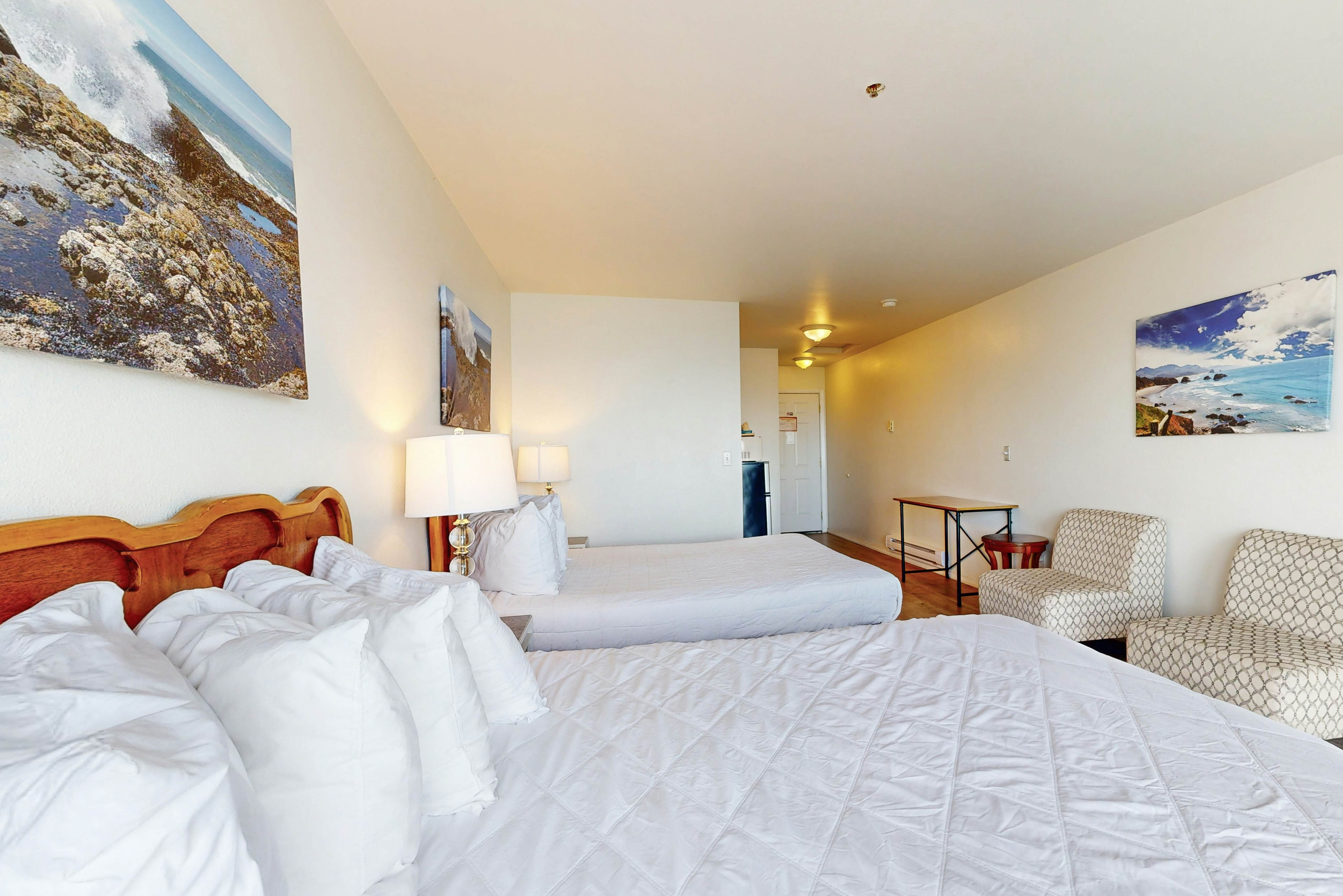 Upper-Level Studio with Sweeping Ocean Views - Dog-Friendly