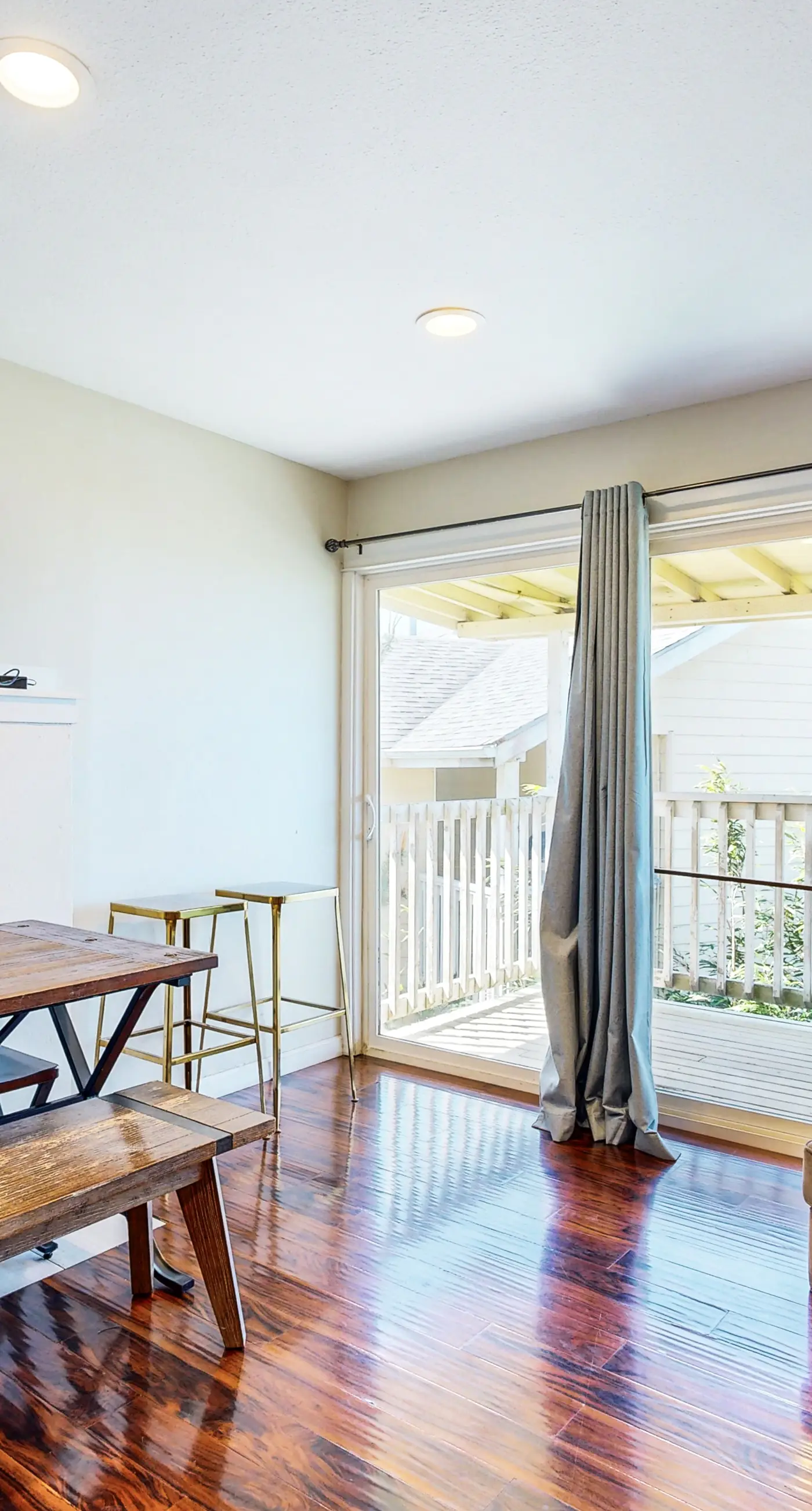 Lovely Coastal Condo with Ocean Views Walk to Beach Dogs OK