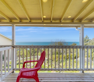Lovely Oceanview Condo Close to the Beach Dogs Welcome