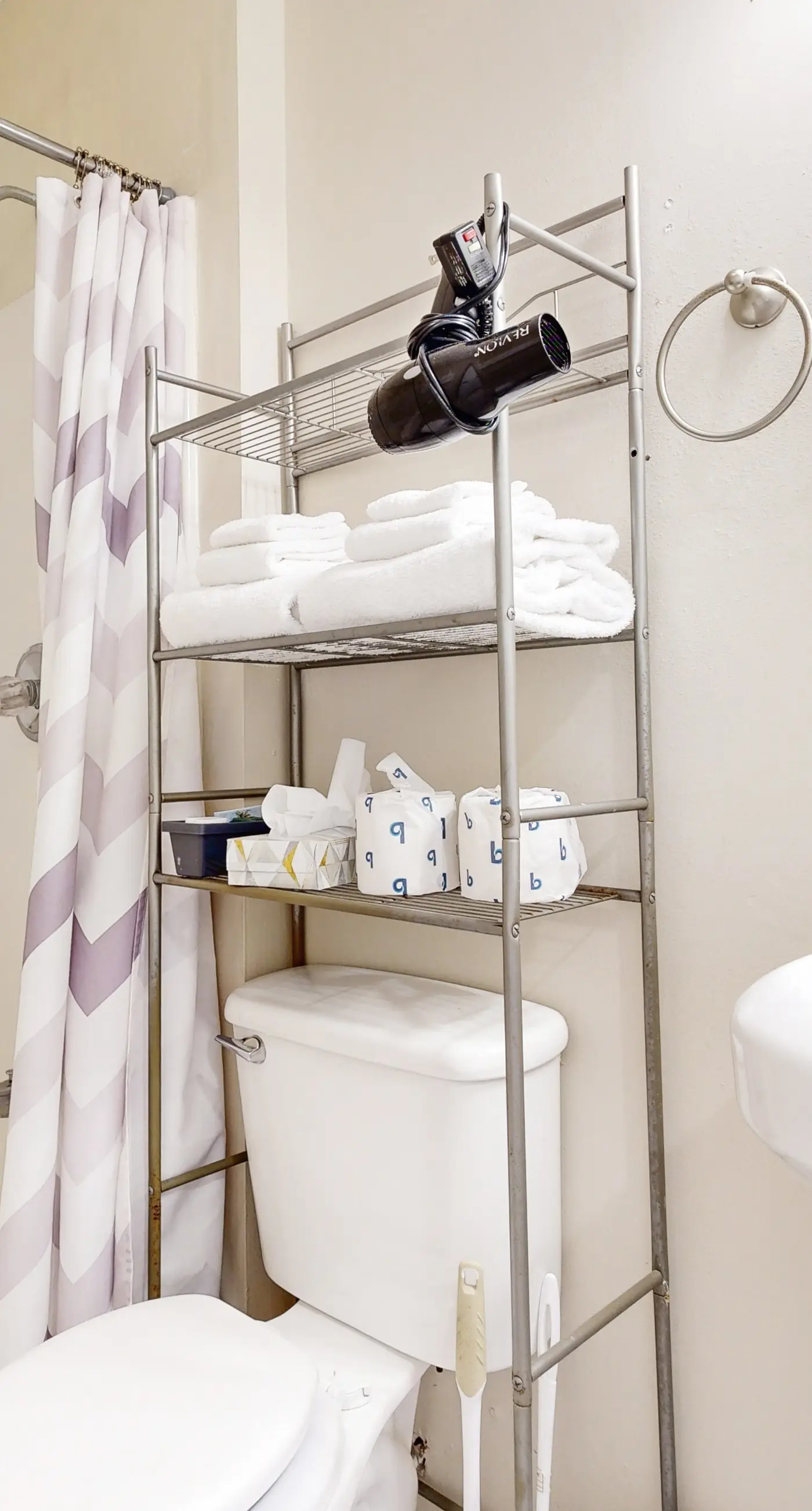 Lovely Oceanview Condo Close to the Beach Dogs Welcome