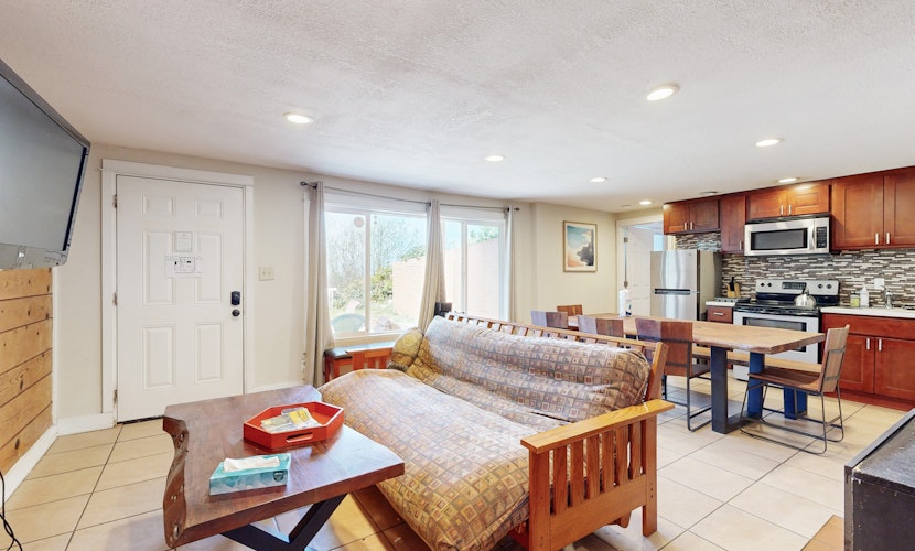 Cozy Coastal Condo with Ocean View Close to the Beach Dogs OK