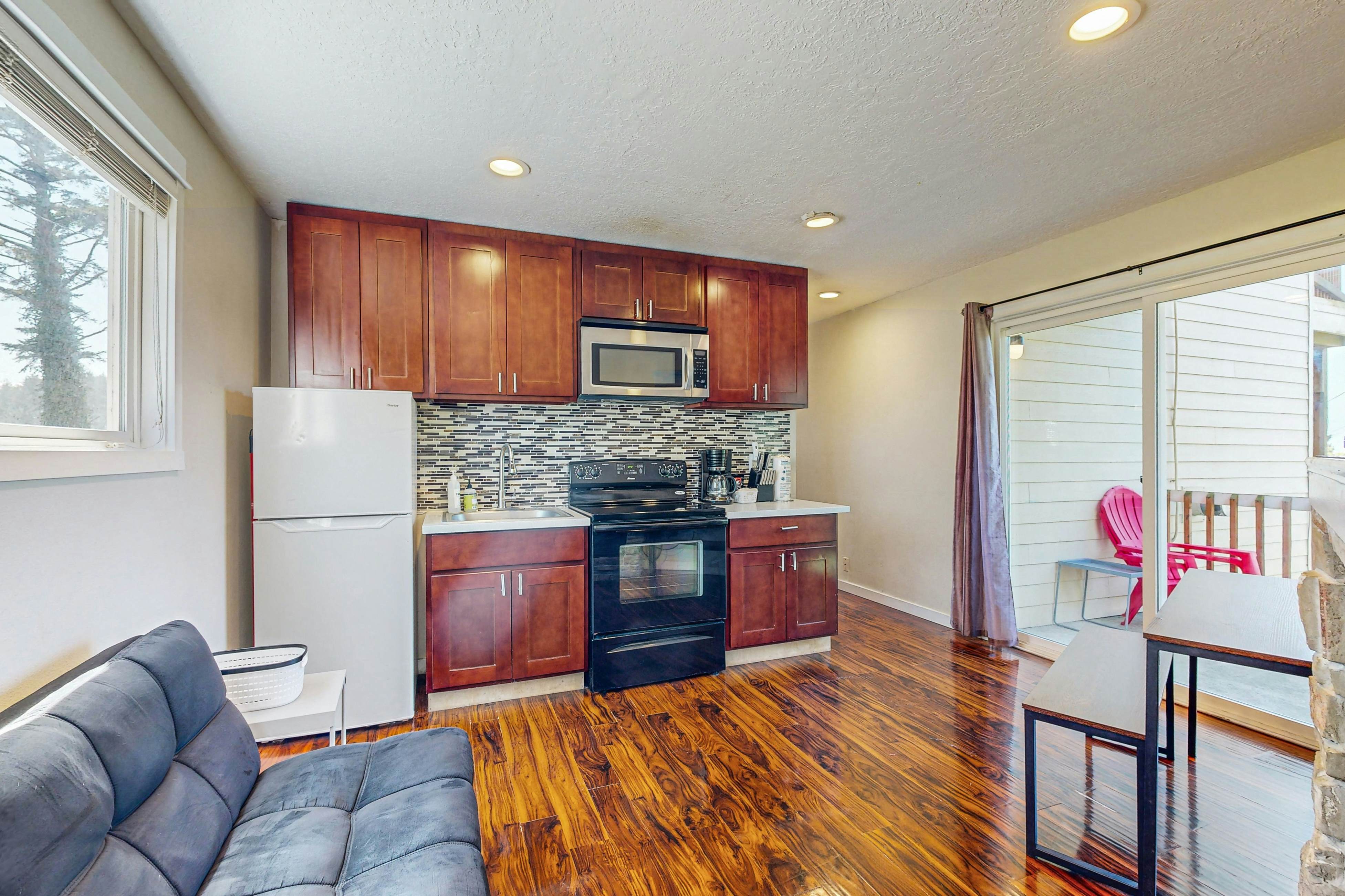 Dog-Friendly Condo with Partial Ocean Views - Short Walk to the Beach