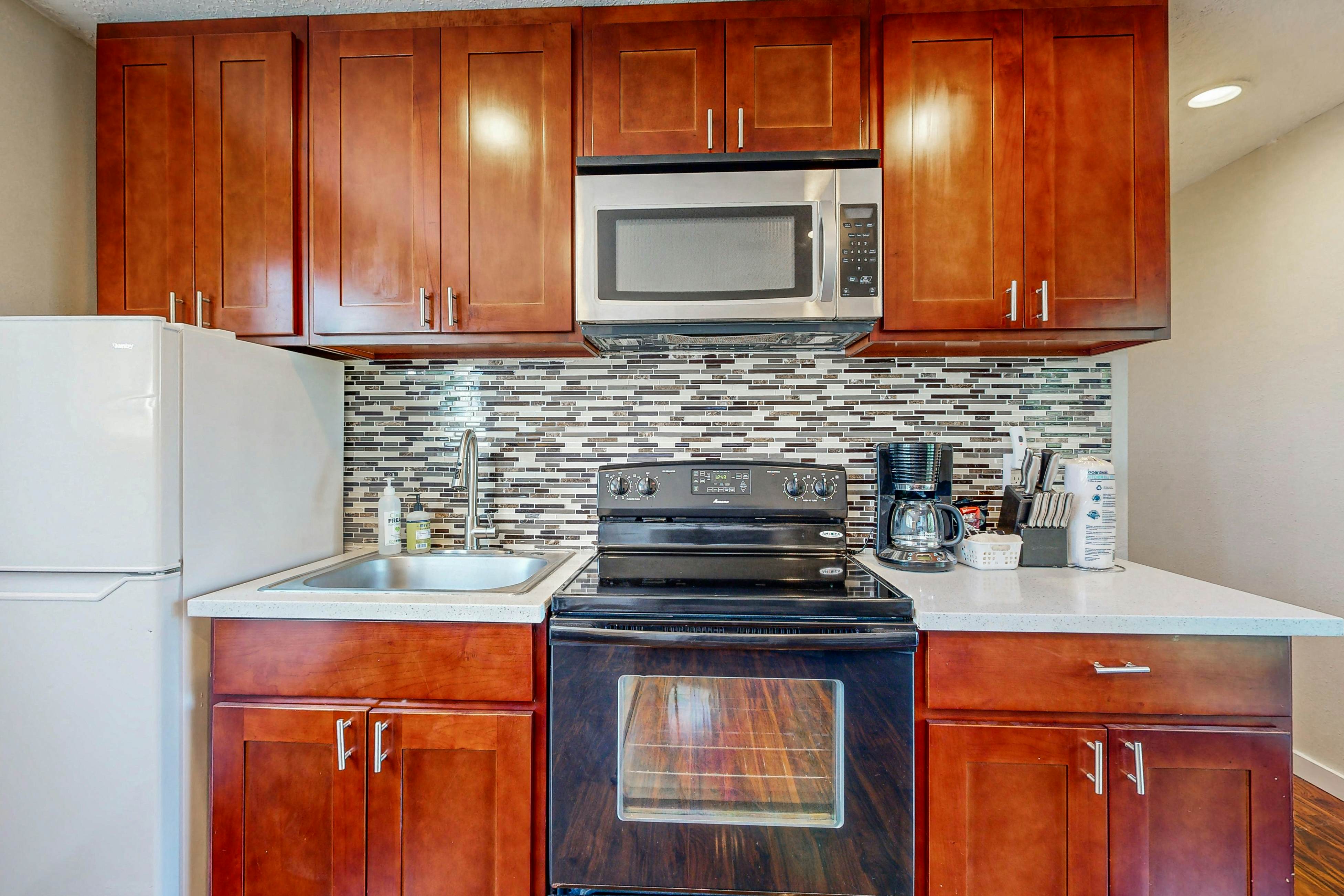 Dog-Friendly Condo with Partial Ocean Views - Short Walk to the Beach