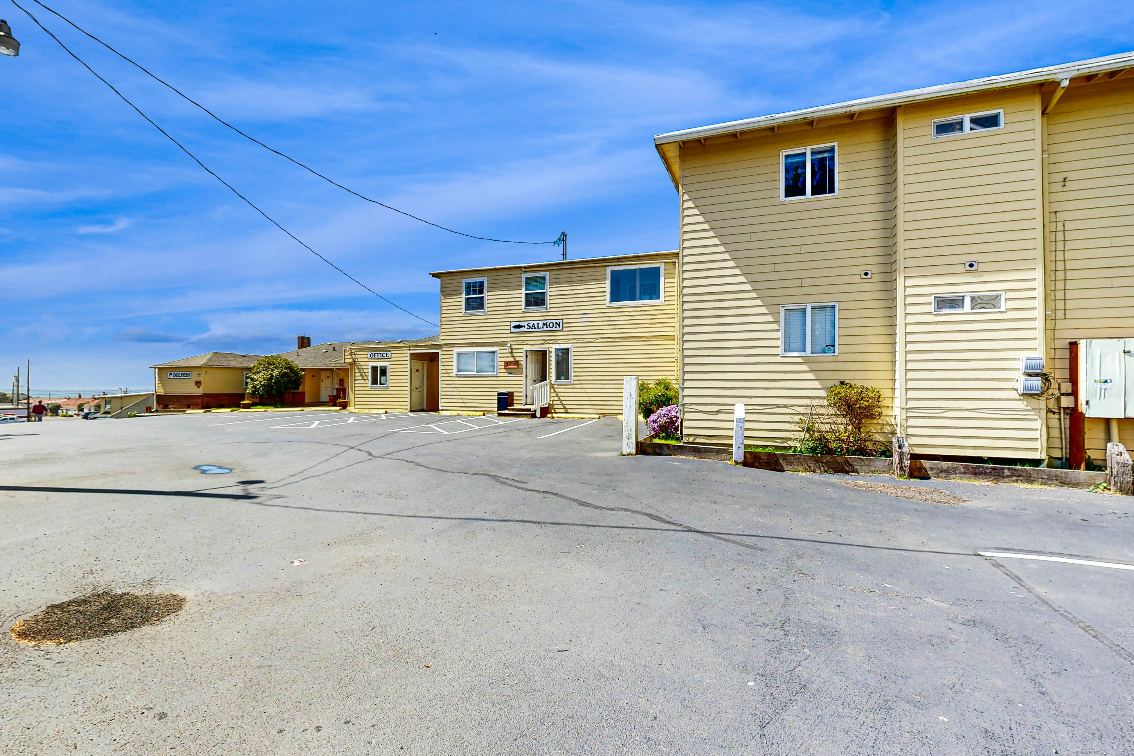 Dog-Friendly Condo with Partial Ocean Views - Short Walk to the Beach